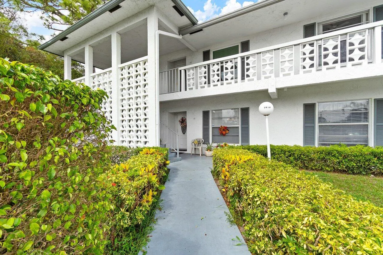 5010 Privet Place, #101