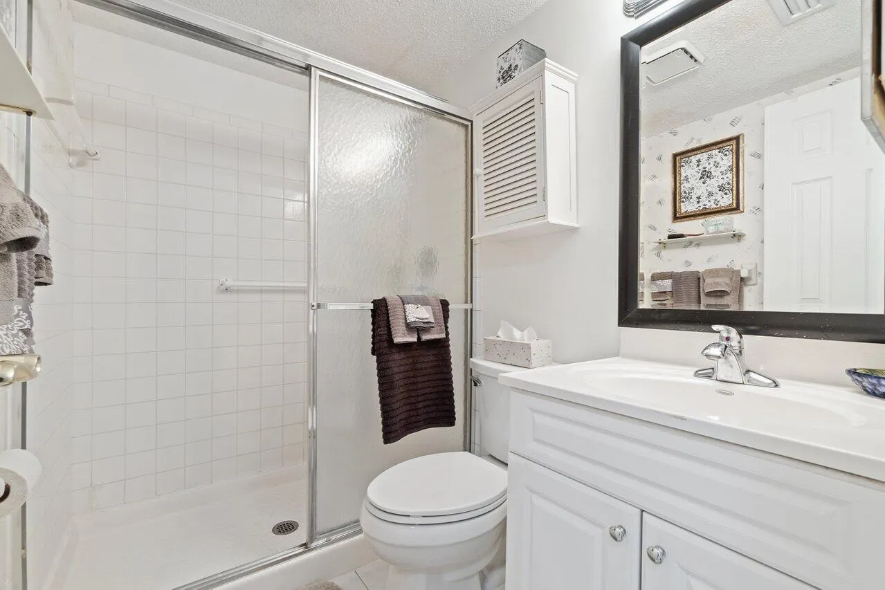 5010 Privet Place, #101