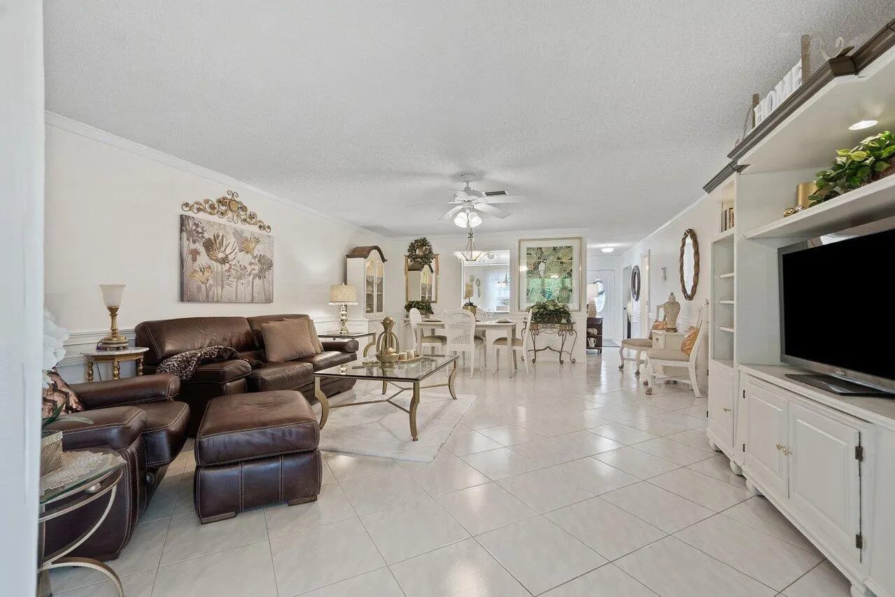 5010 Privet Place, #101