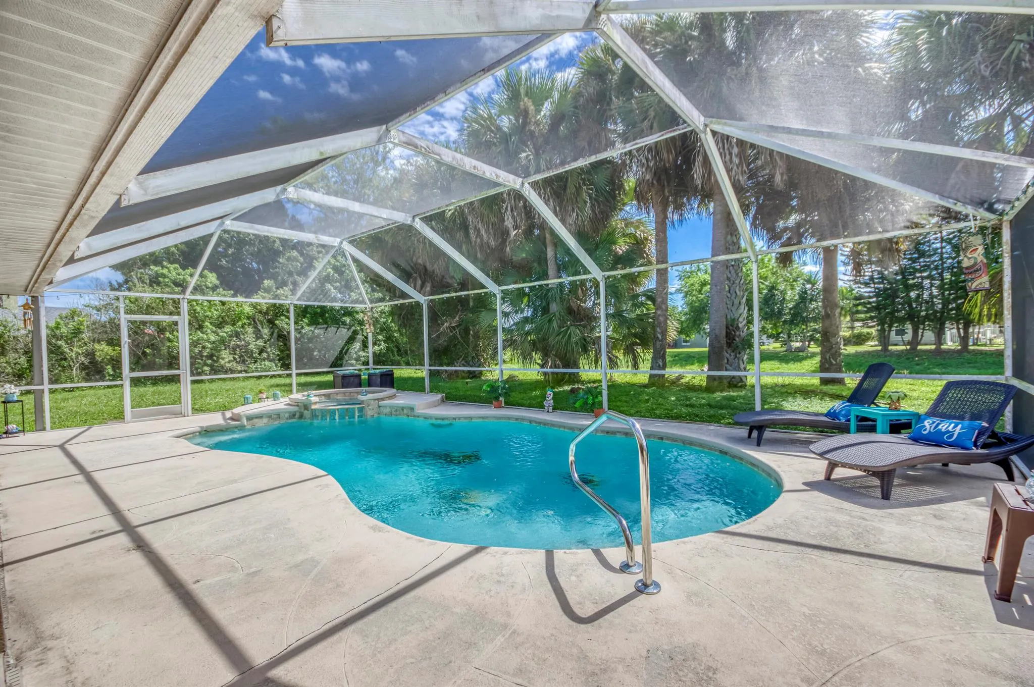 248 SW Marathon Avenue