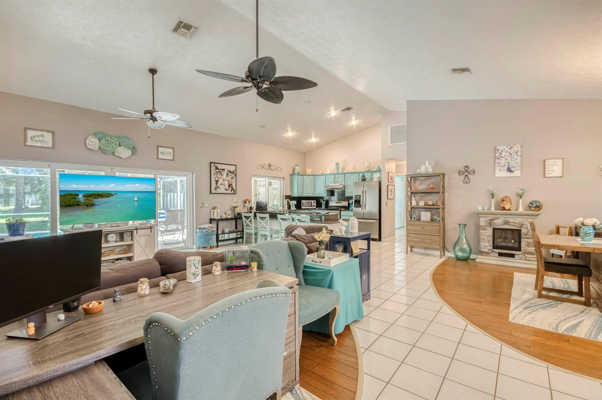 248 SW Marathon Avenue