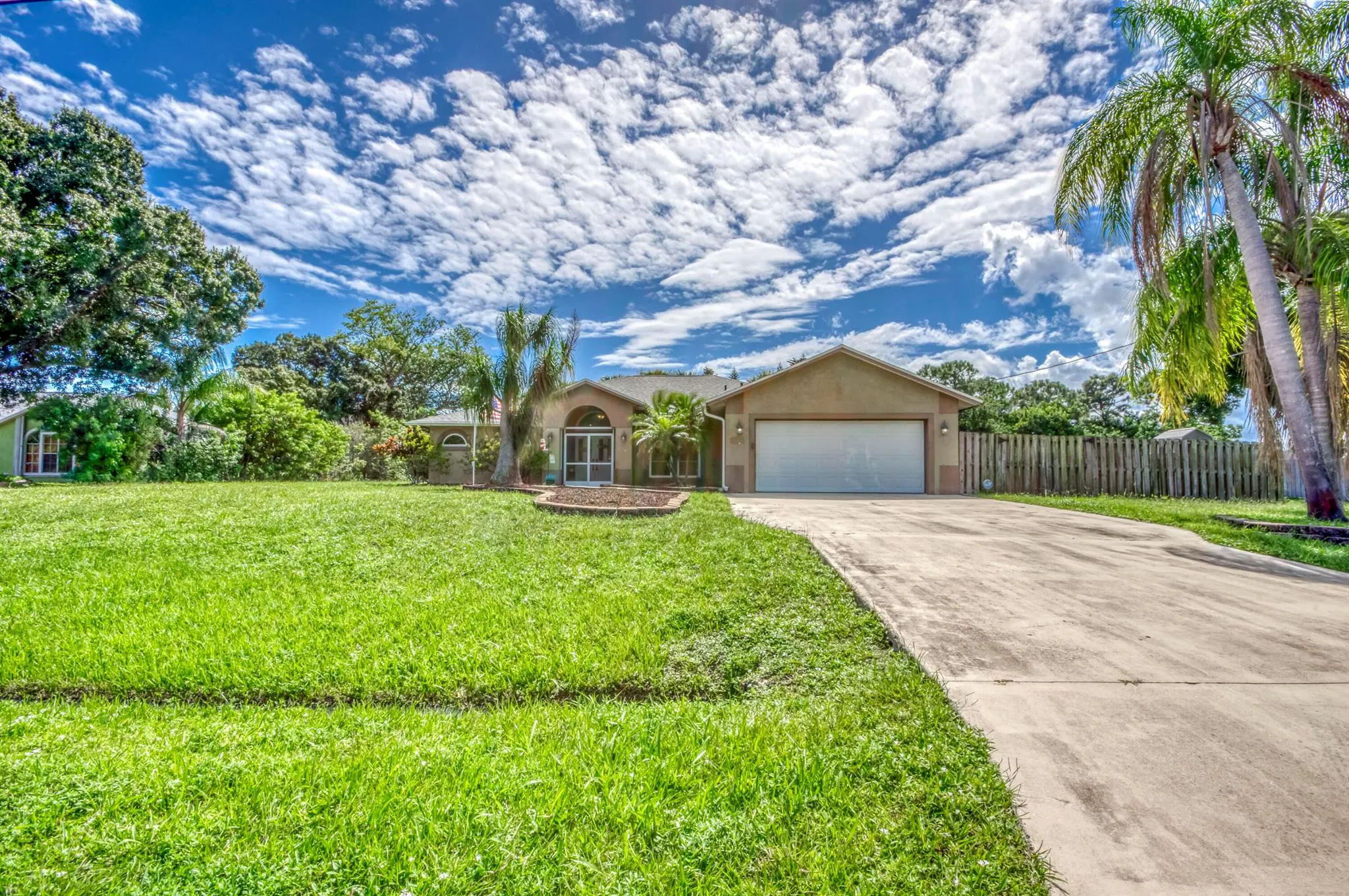 248 SW Marathon Avenue