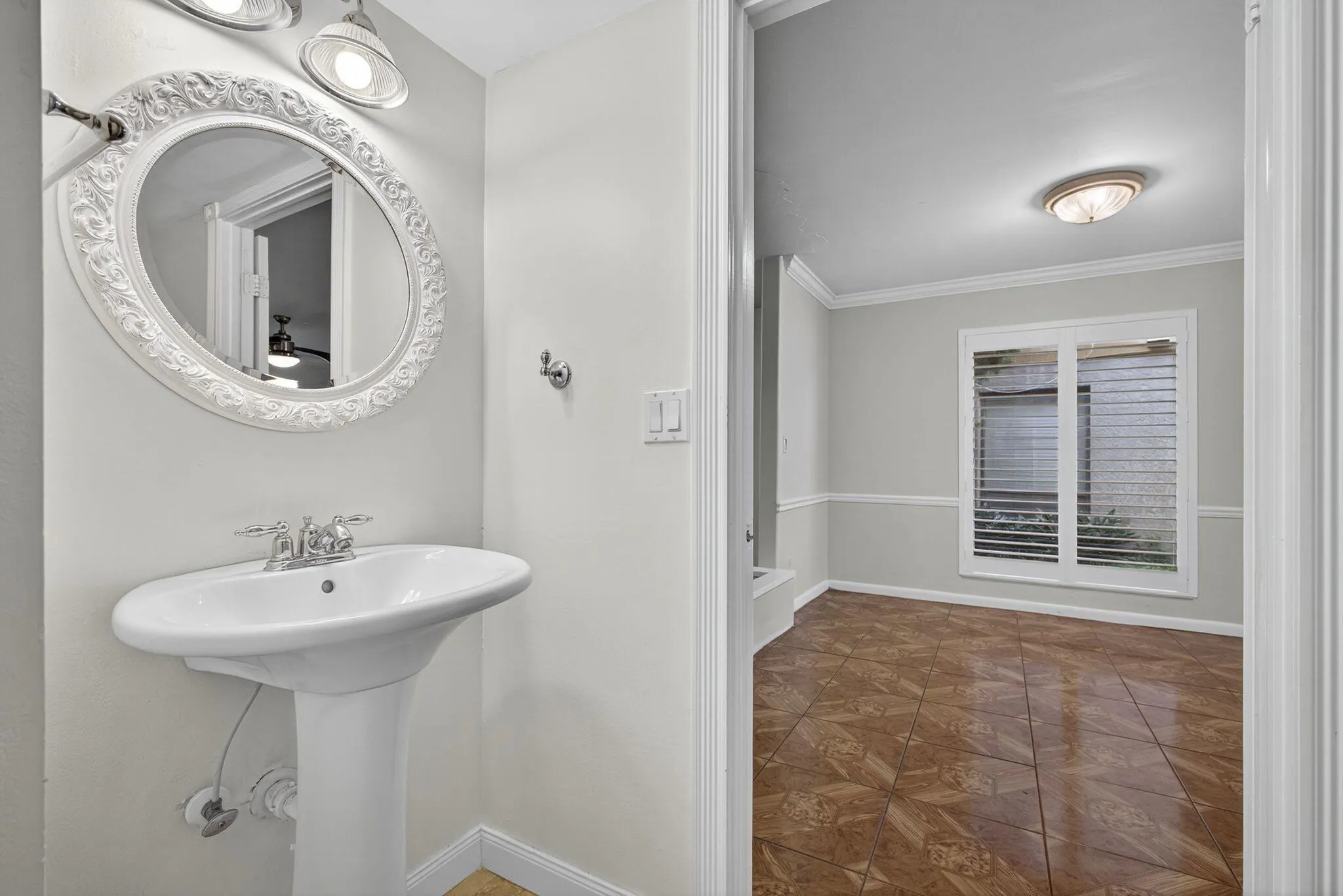 323 Sandtree Drive