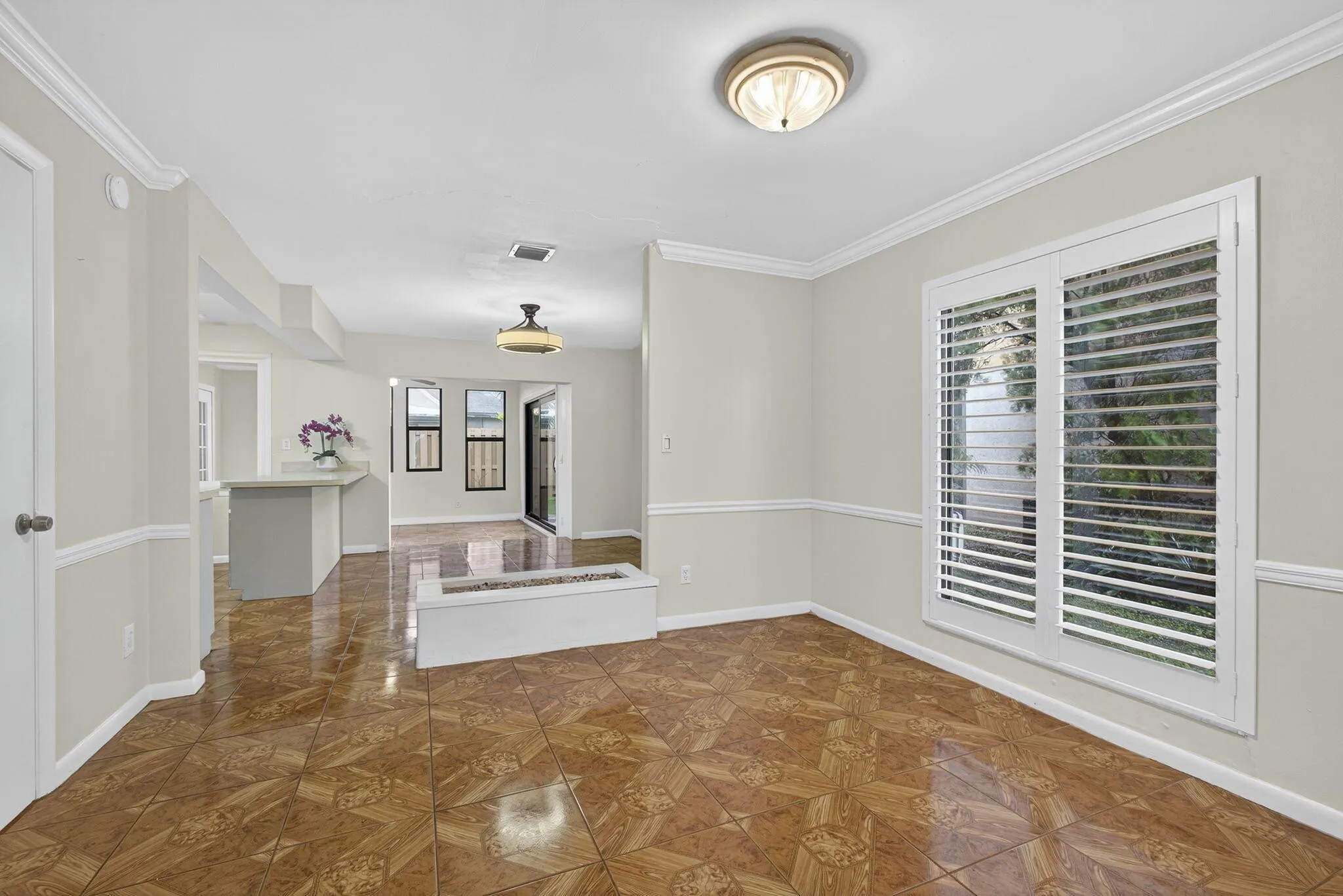 323 Sandtree Drive