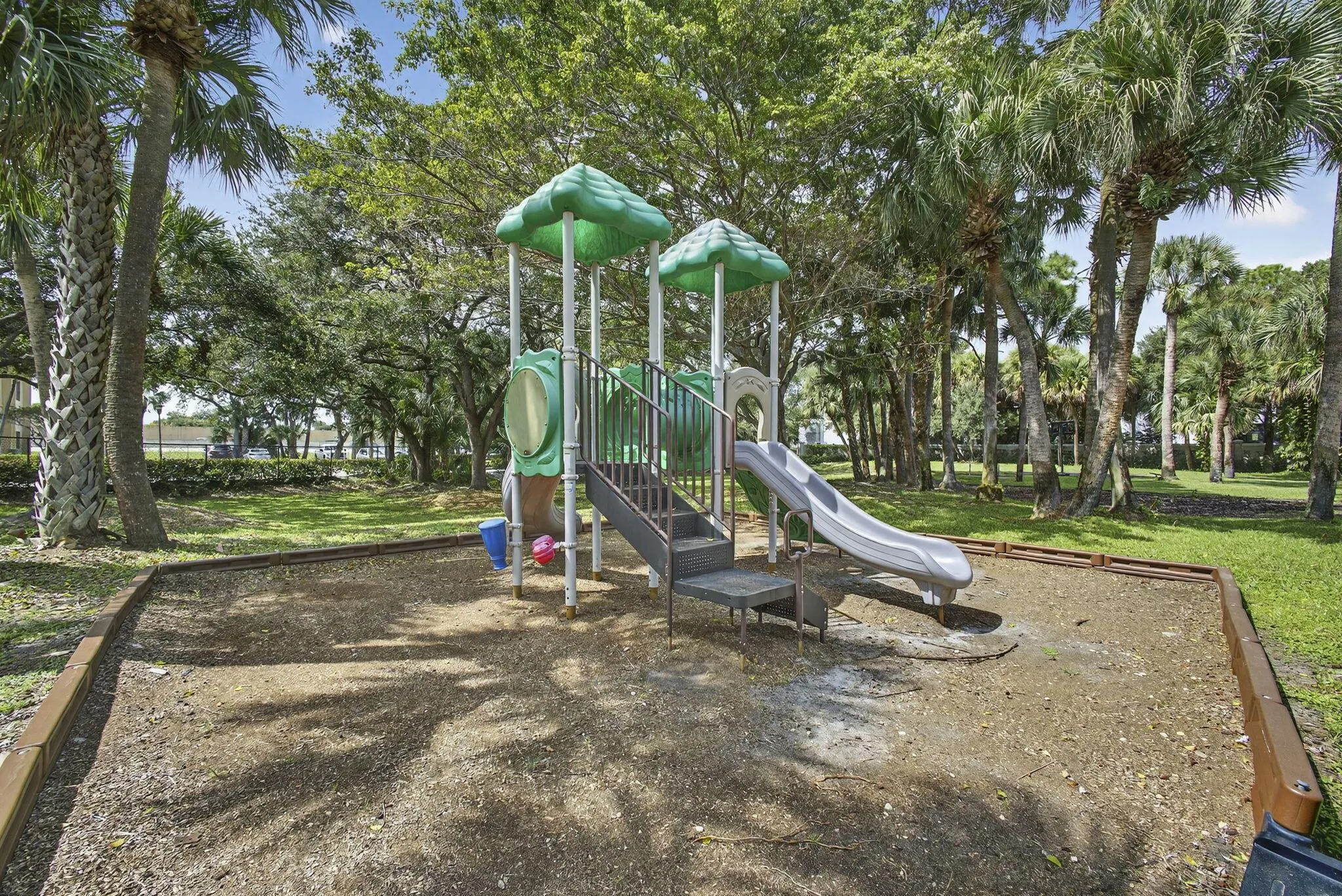 323 Sandtree Drive