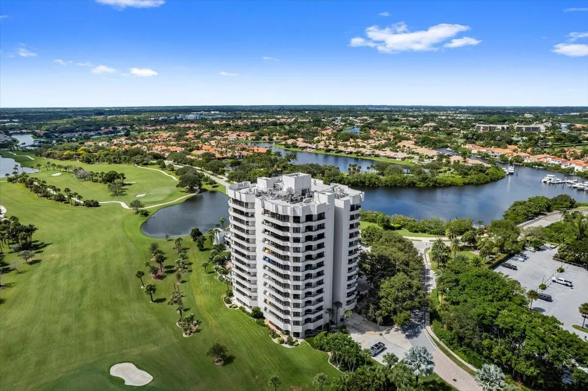 3322 Casseekey Island Road, #901