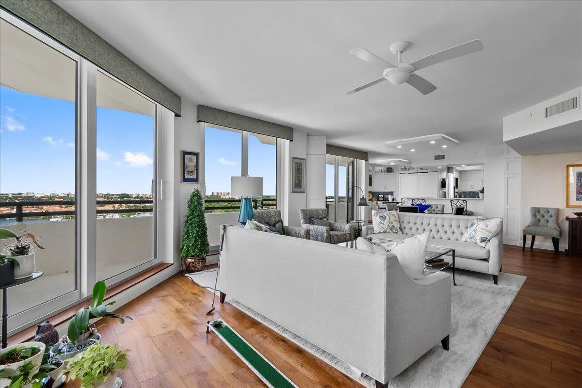 3322 Casseekey Island Road, #901