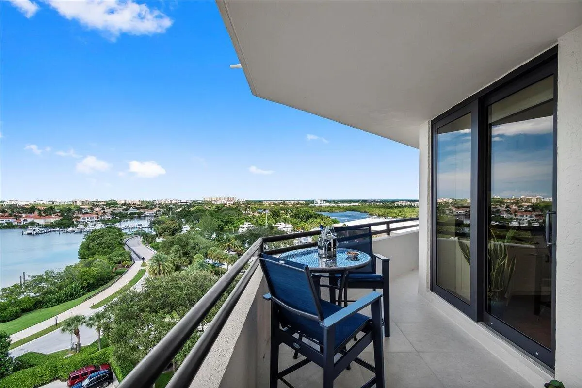 3322 Casseekey Island Road, #901