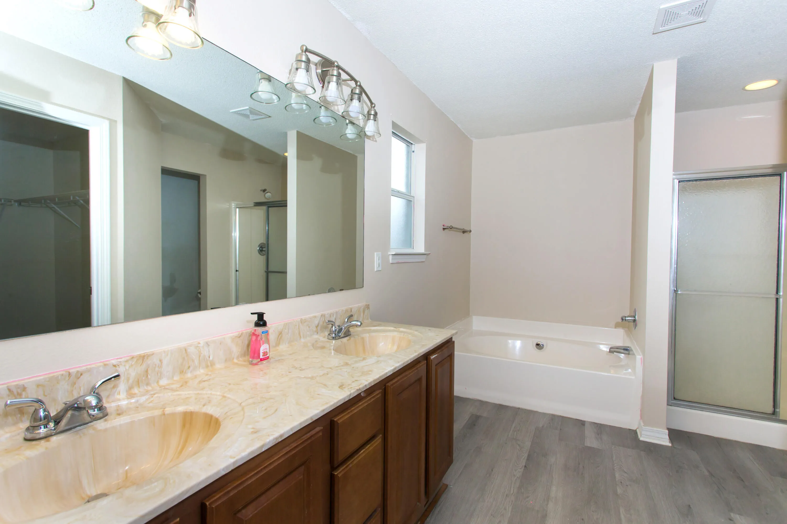 7082 Harvest Way