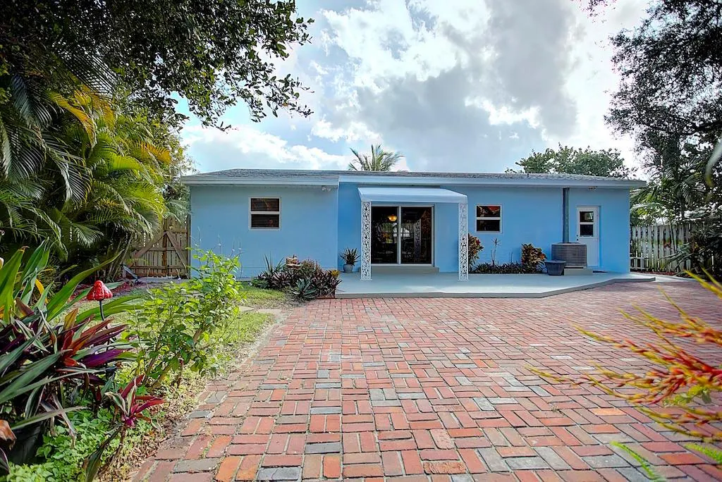 1679 Pleasant Drive