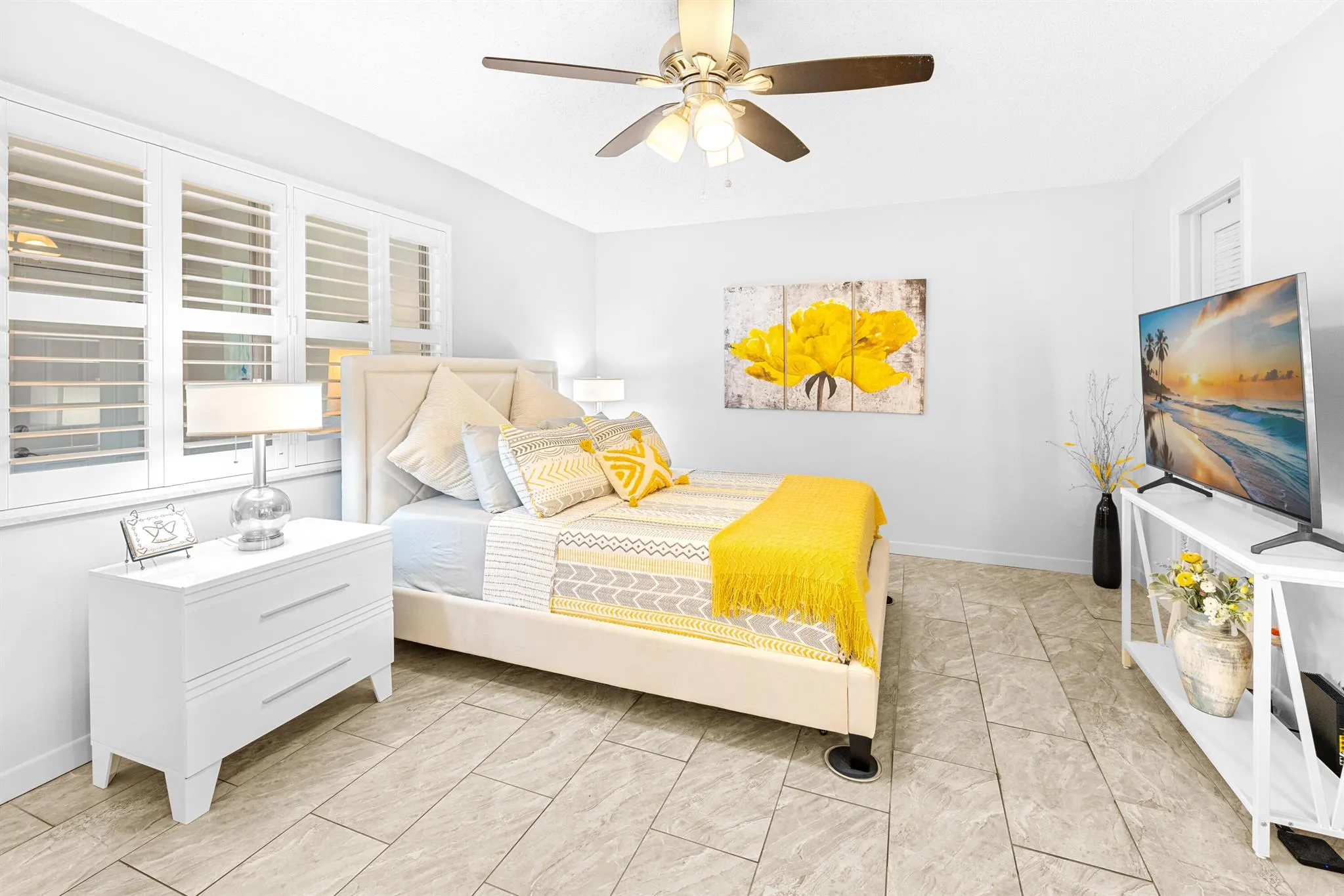 1012 Circle Terrace E, #B