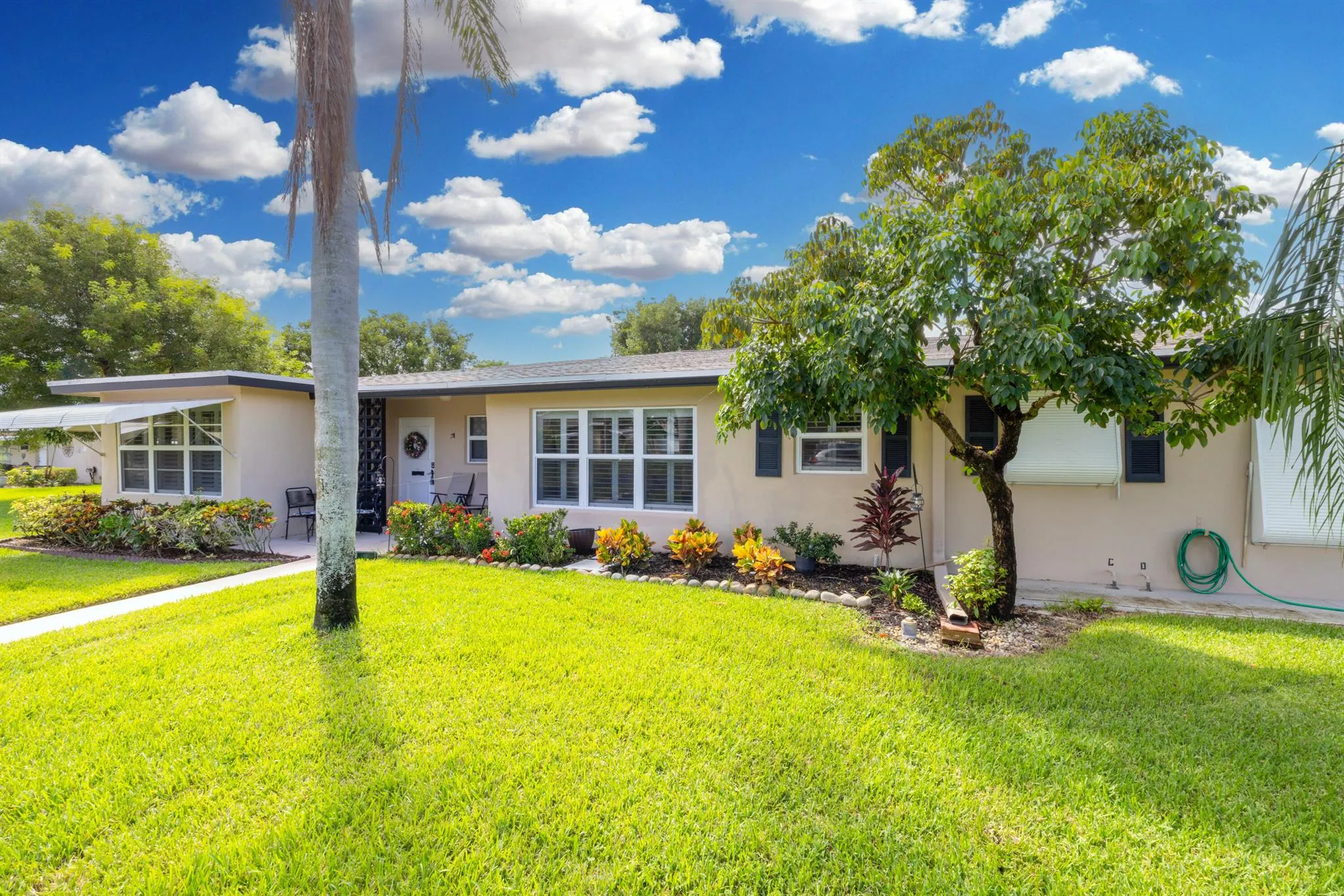 1012 Circle Terrace E, #B