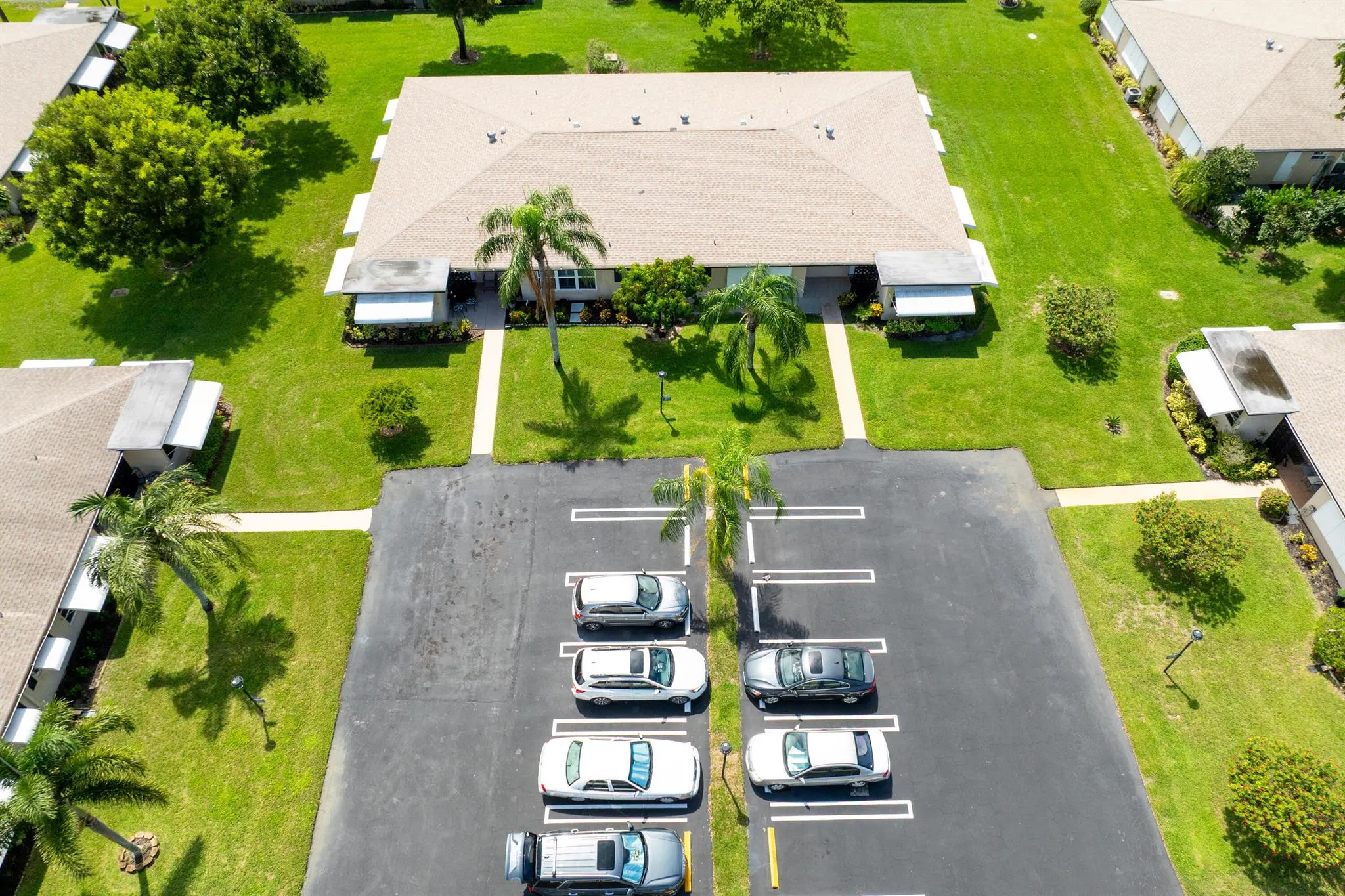 1012 Circle Terrace E, #B