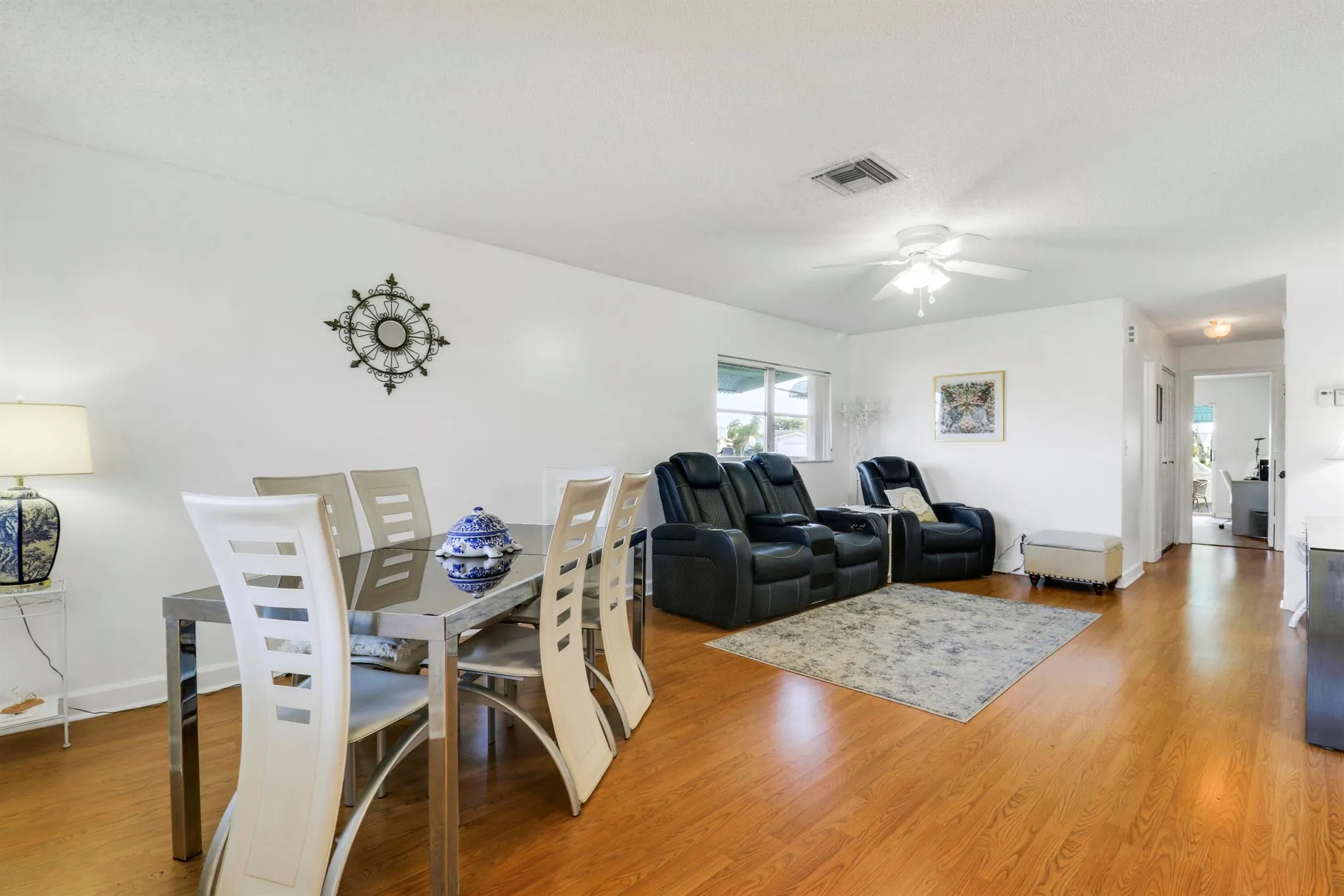 3484 Christopher Street