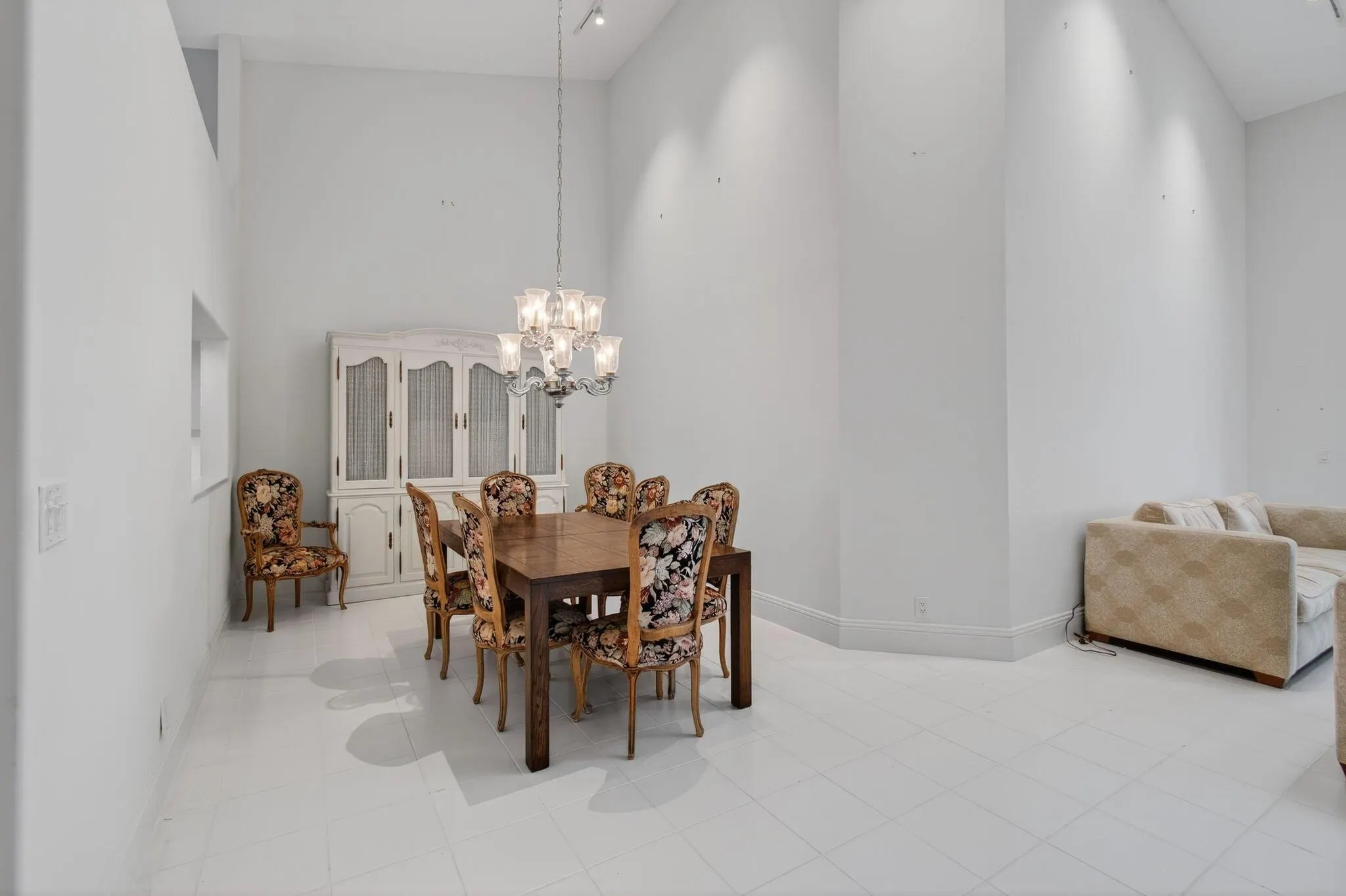 5846 NW 24th Avenue, #203