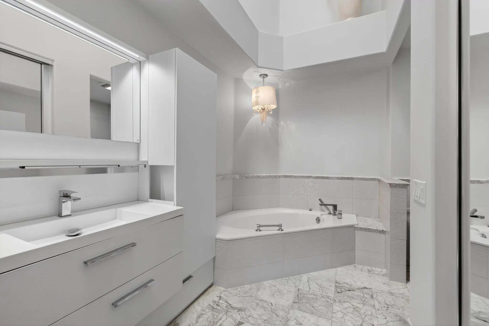 5846 NW 24th Avenue, #203