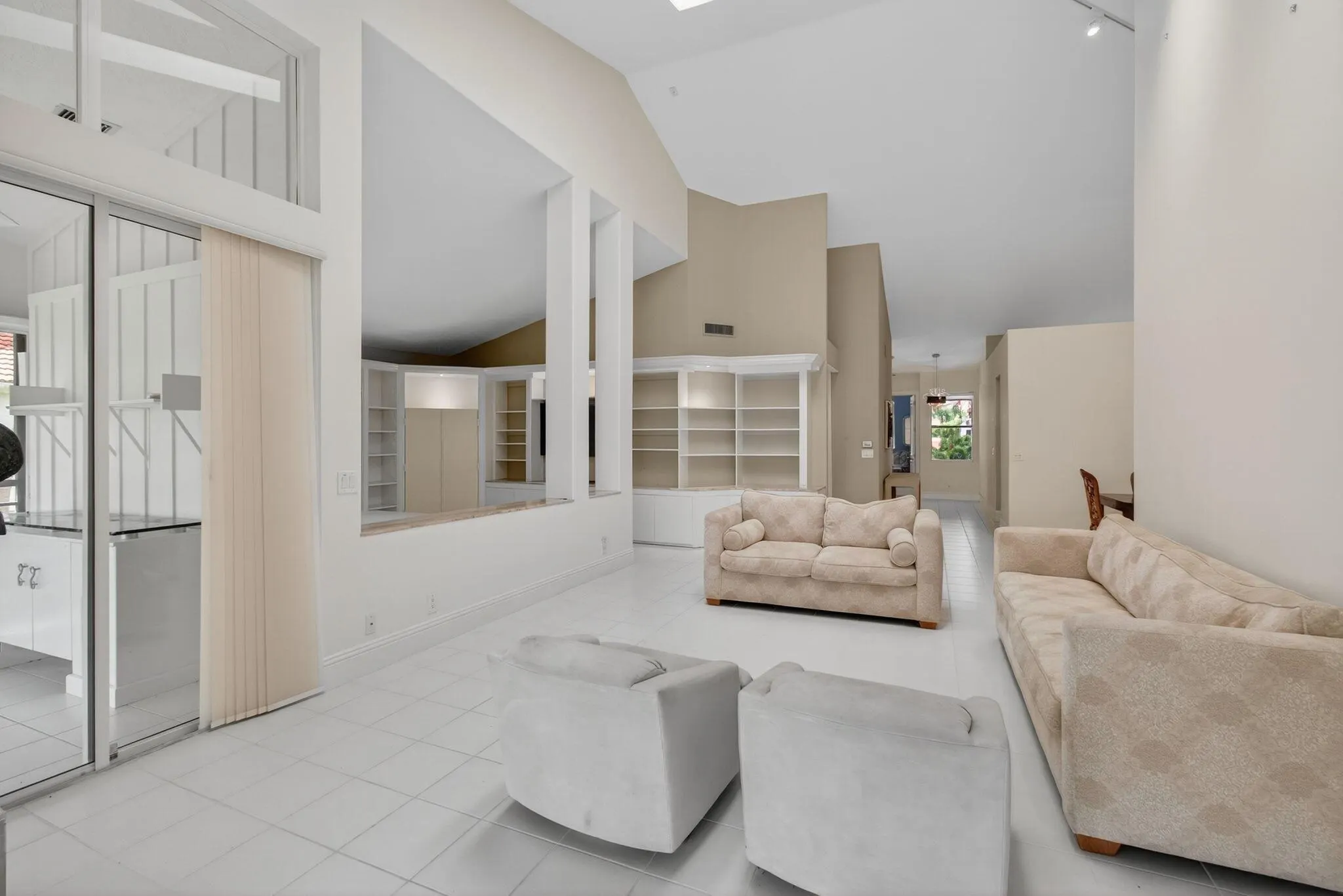 5846 NW 24th Avenue, #203