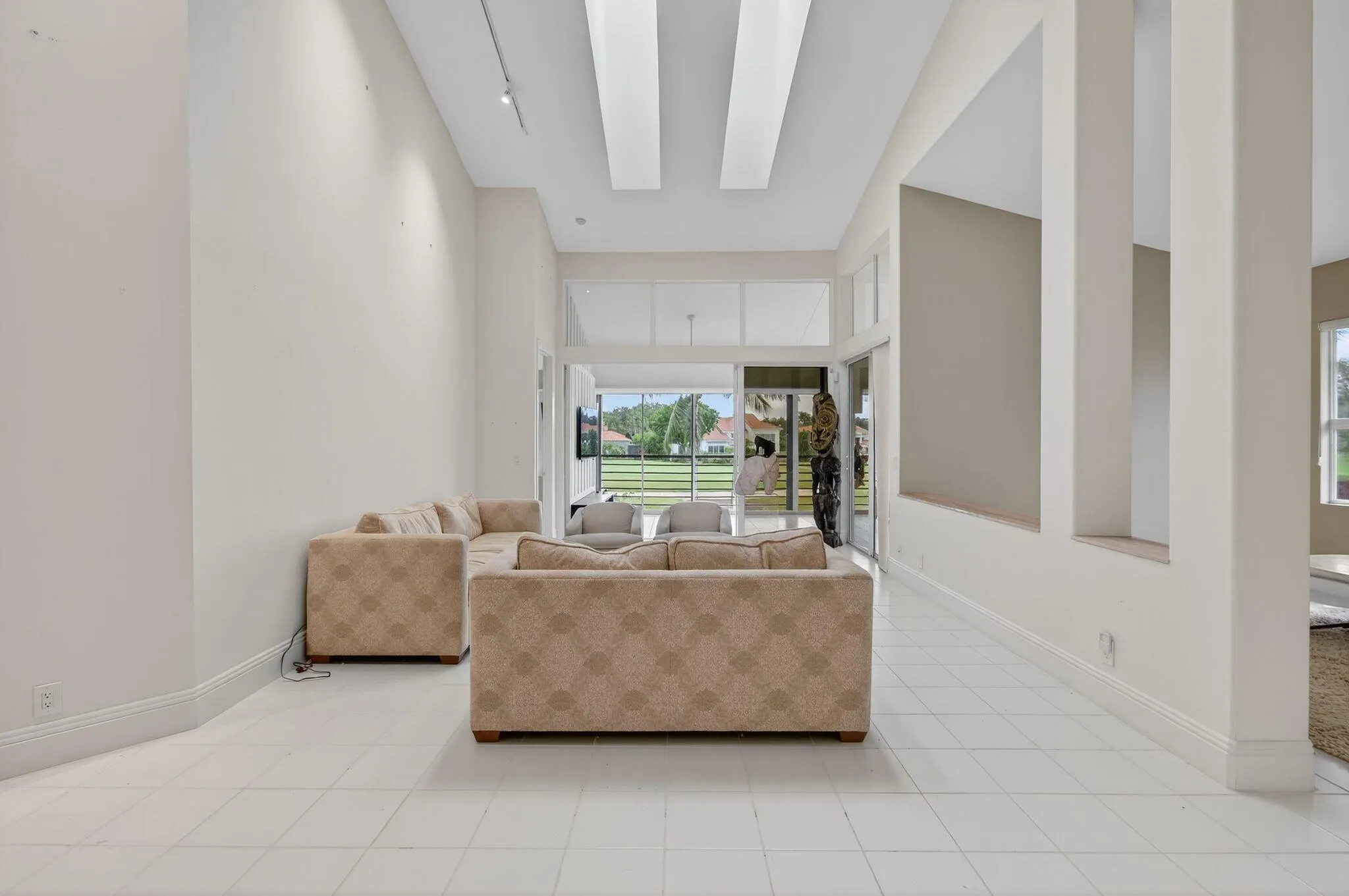 5846 NW 24th Avenue, #203