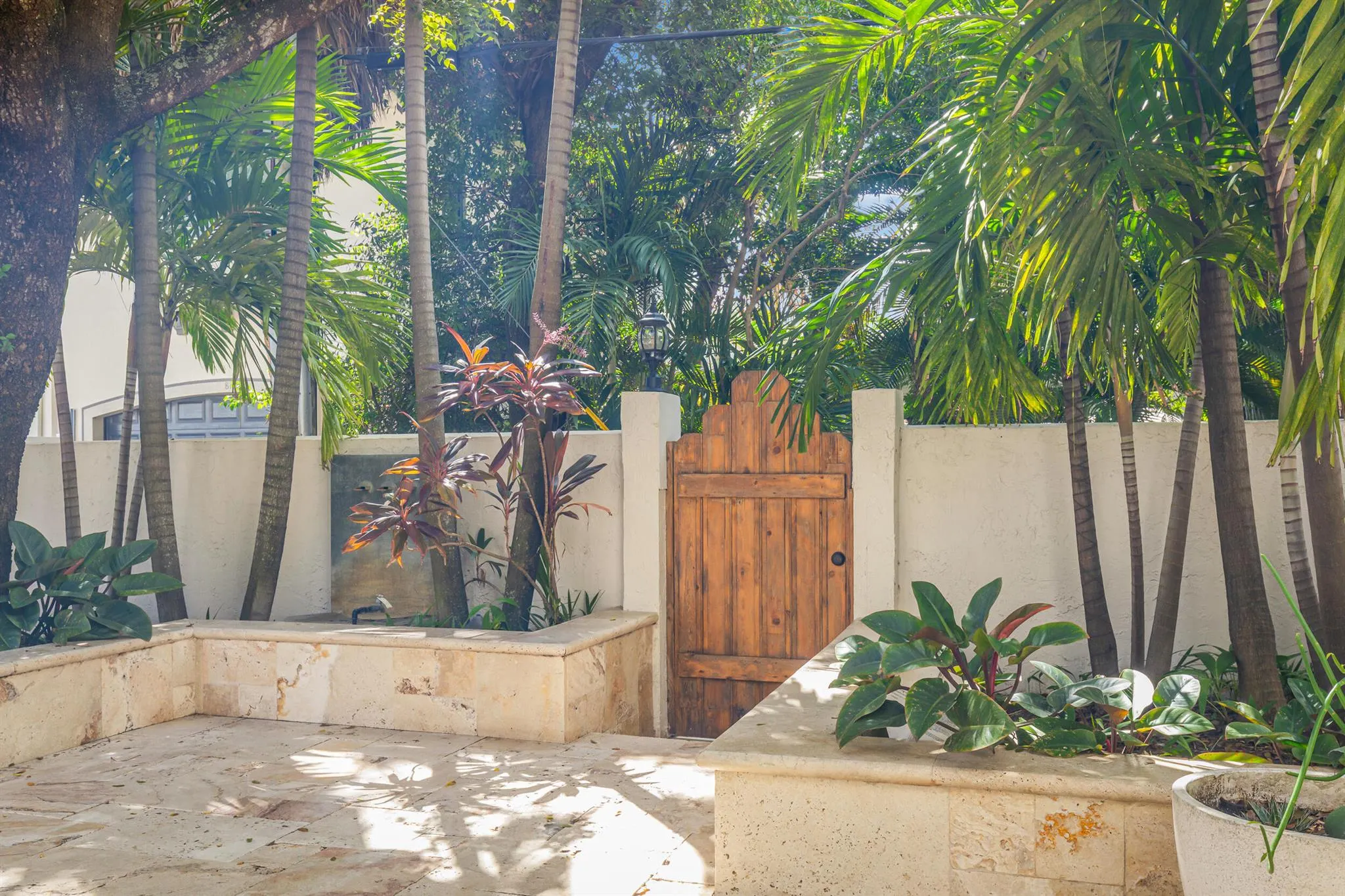 810 SE 2nd Street, #F