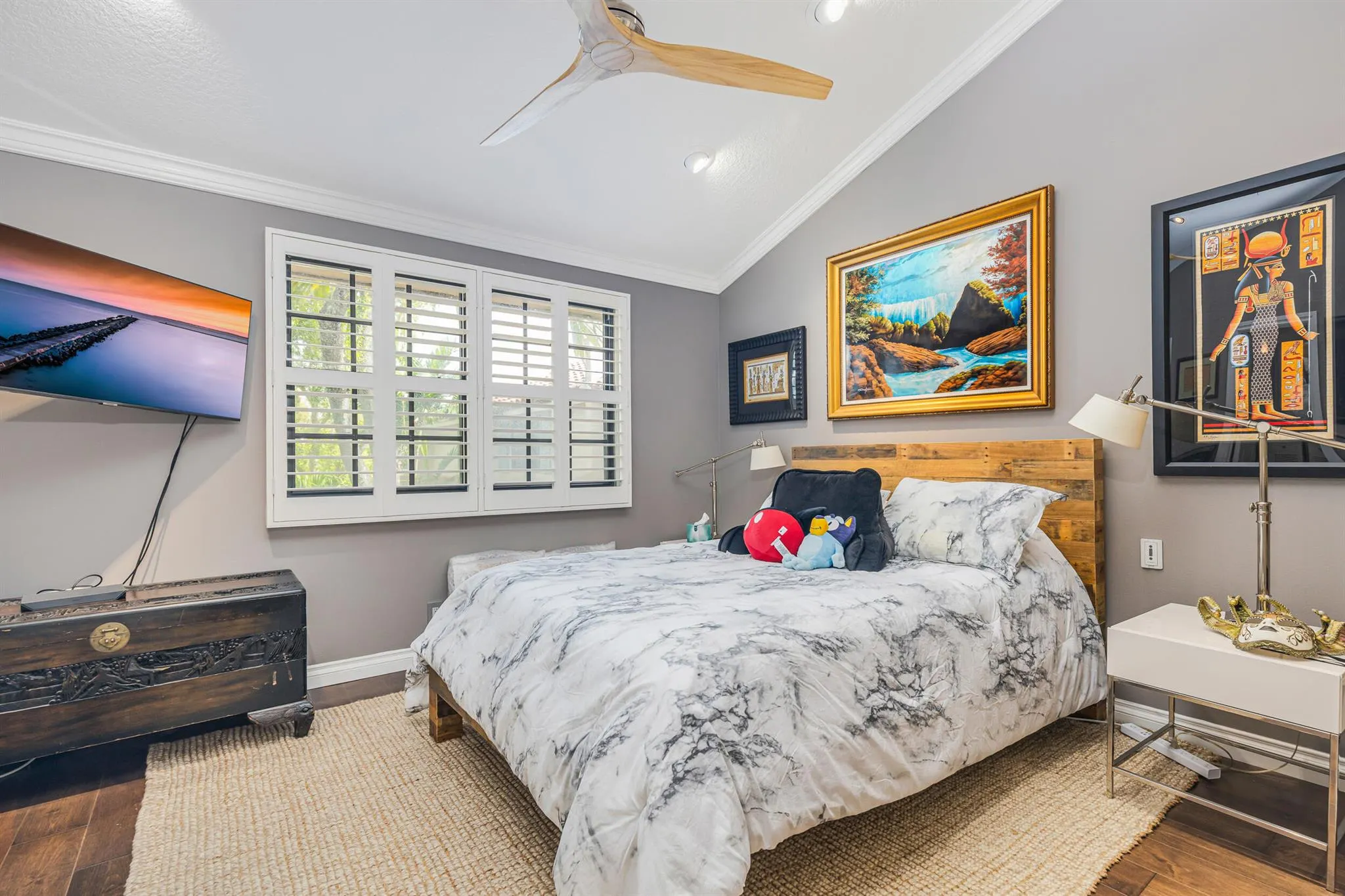 810 SE 2nd Street, #F