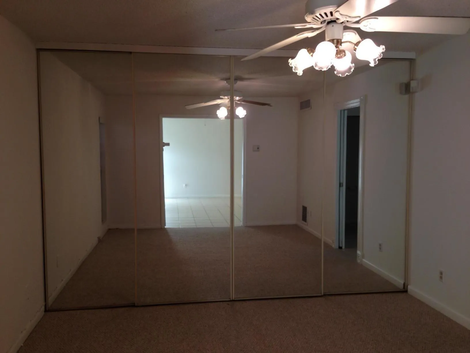 643 Executive Center Drive, #Q108