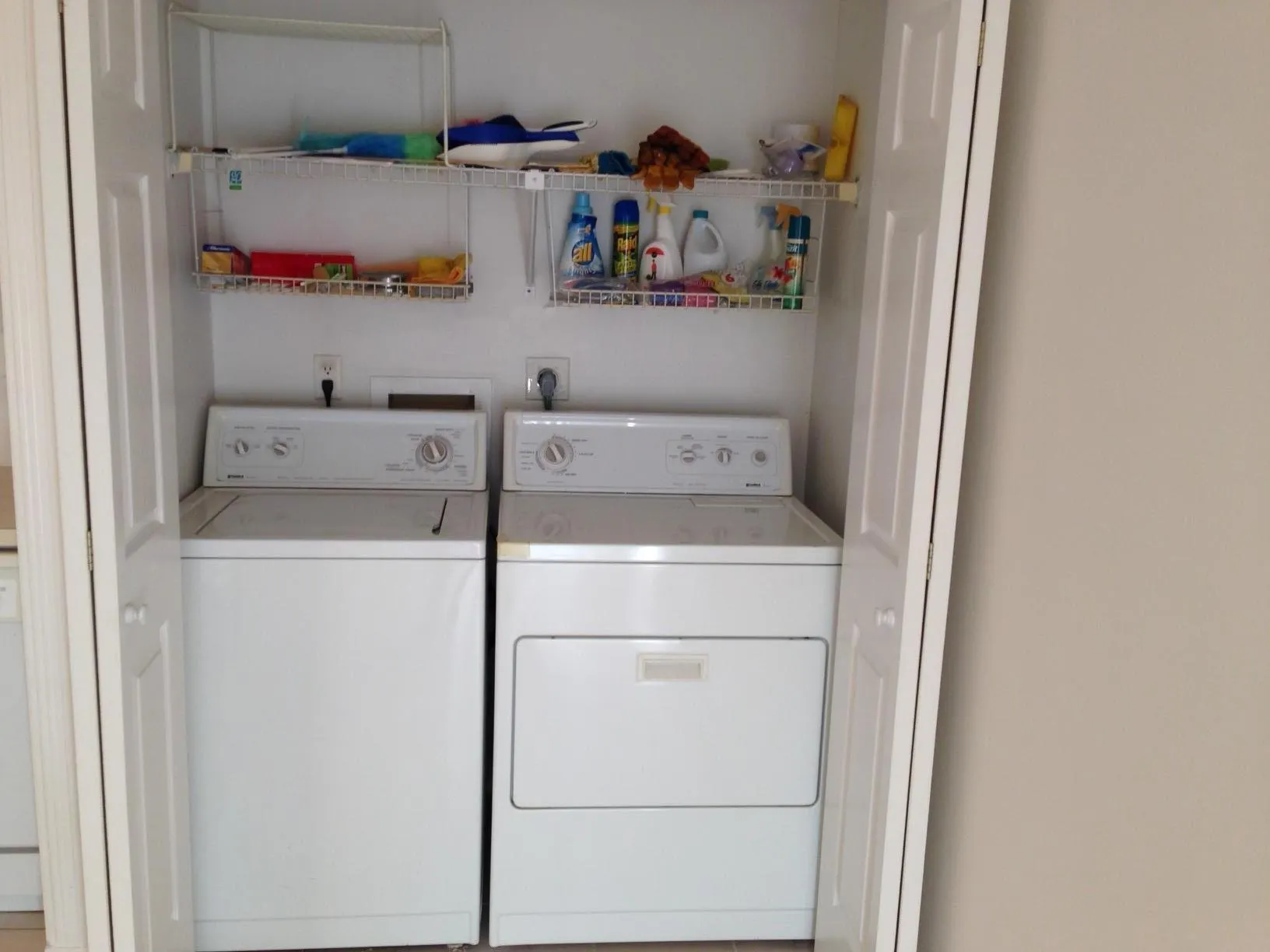 643 Executive Center Drive, #Q108