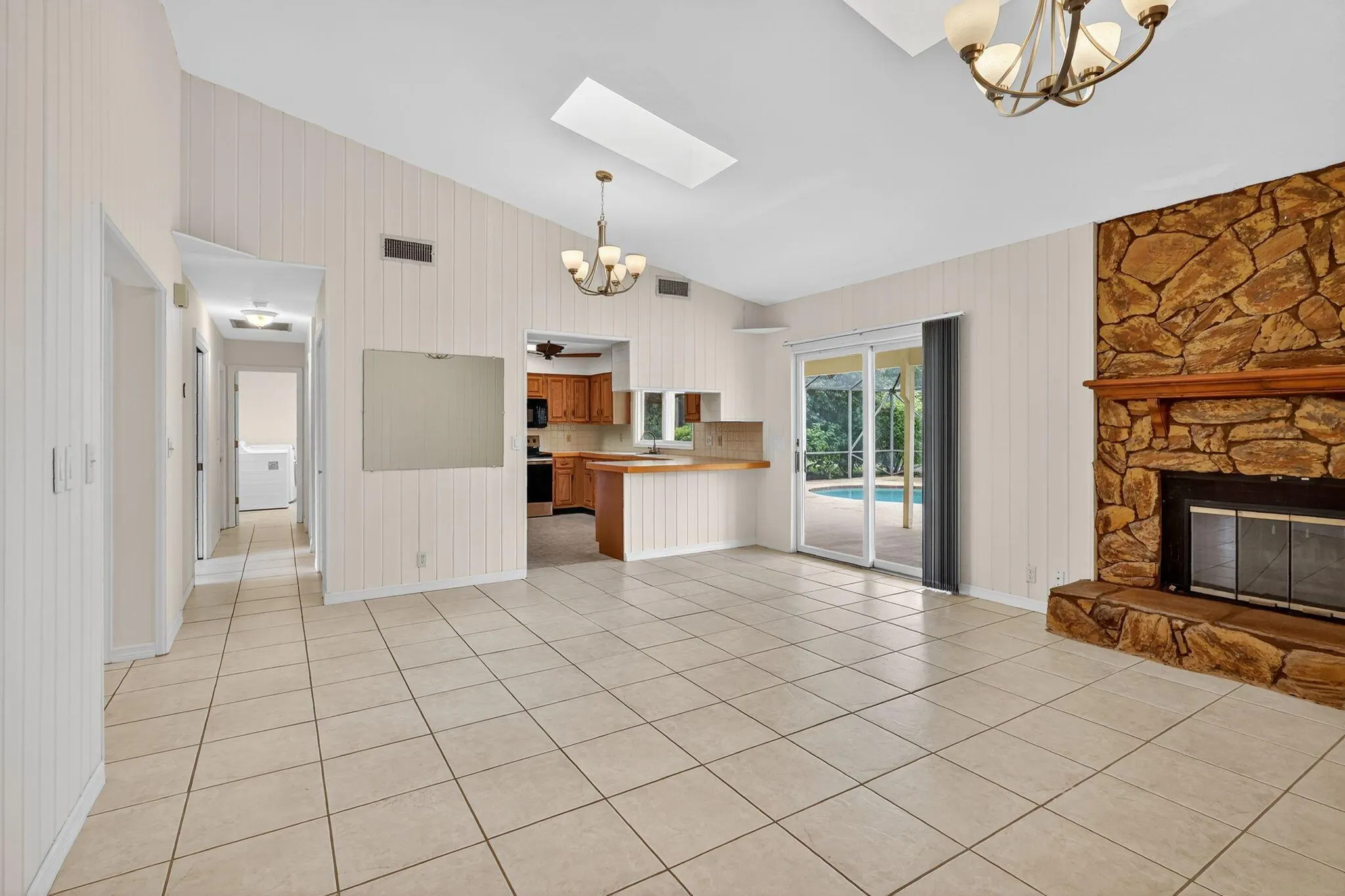 630 NE Town Terrace