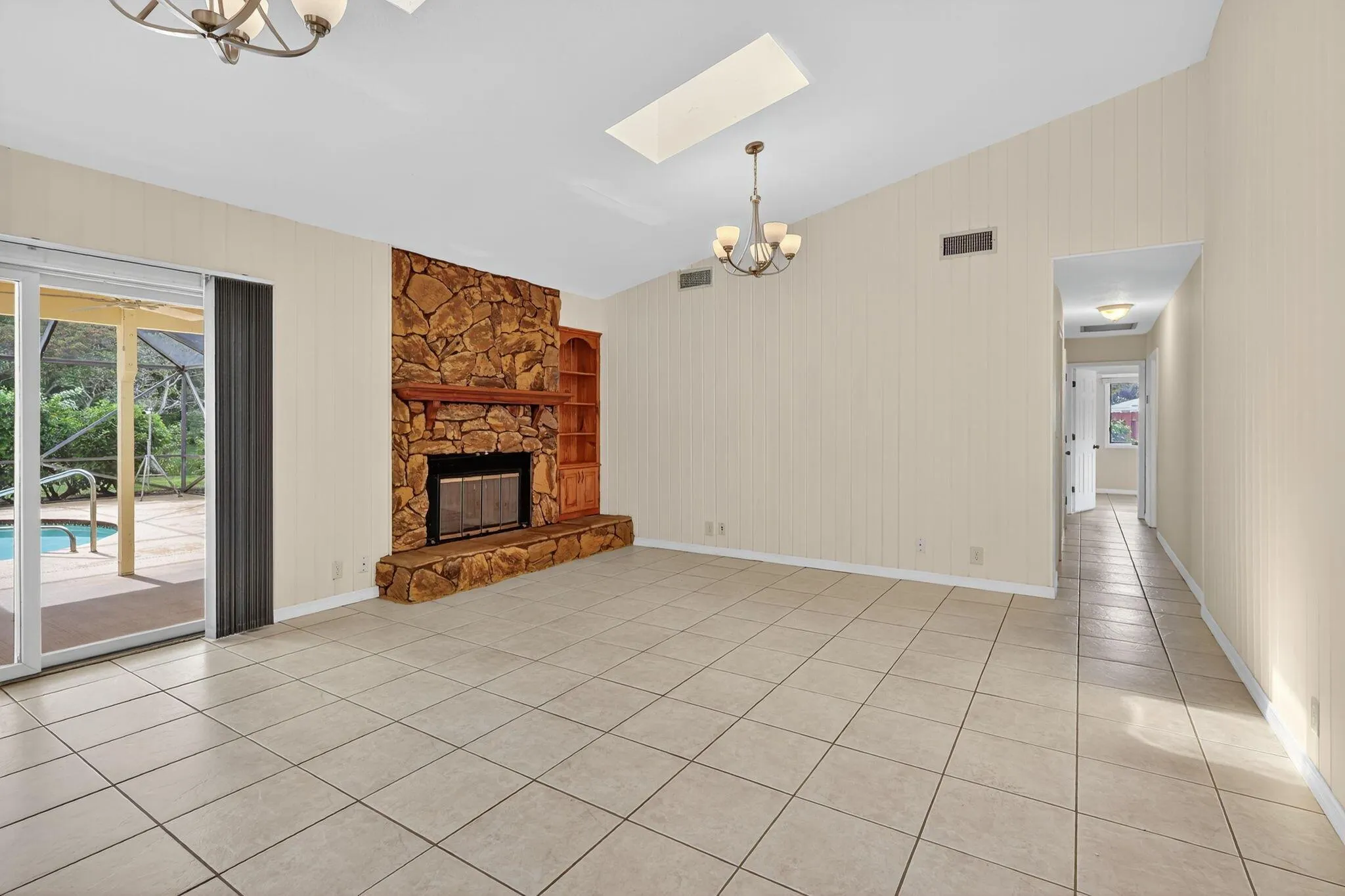 630 NE Town Terrace