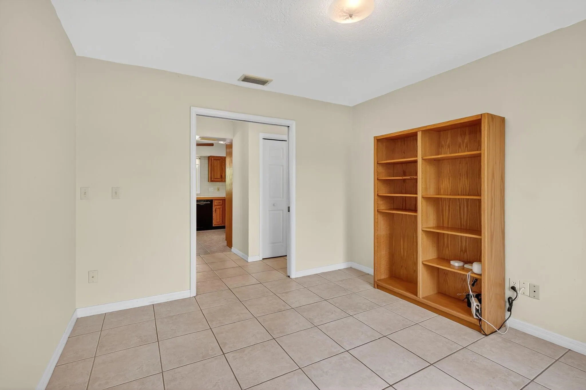 630 NE Town Terrace