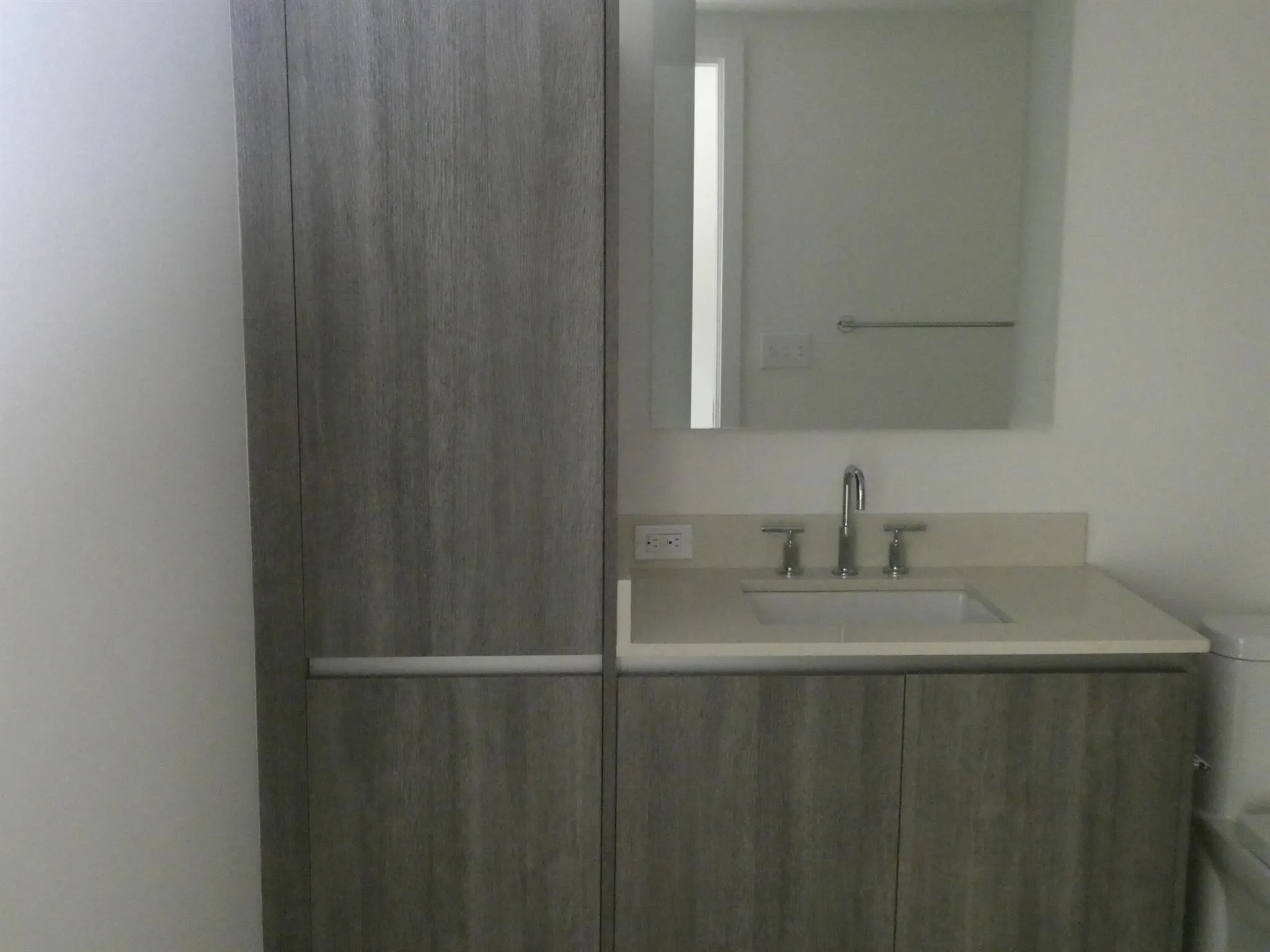 111 SE 1st Avenue, #311