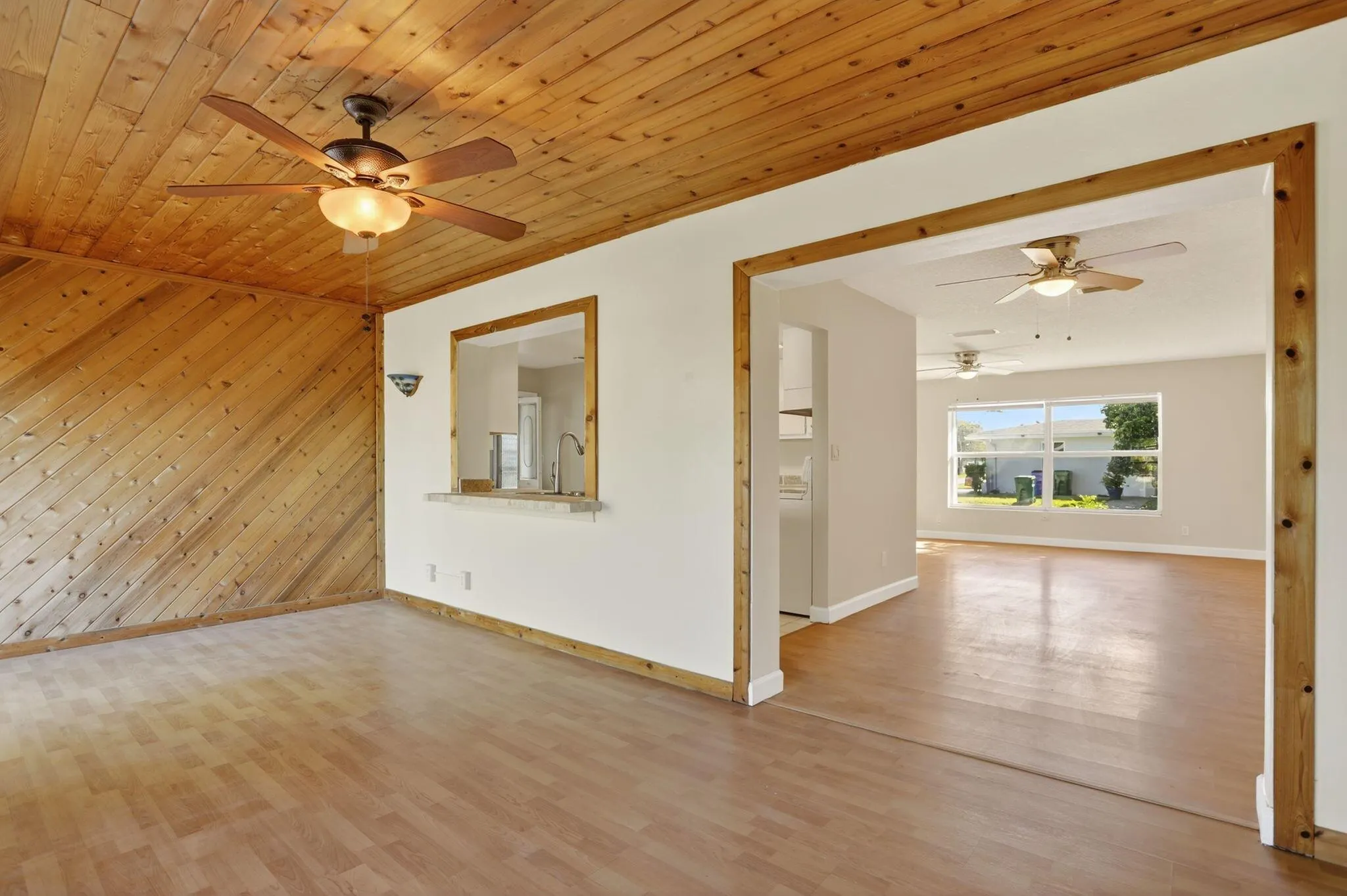 1190 NW 69th Avenue