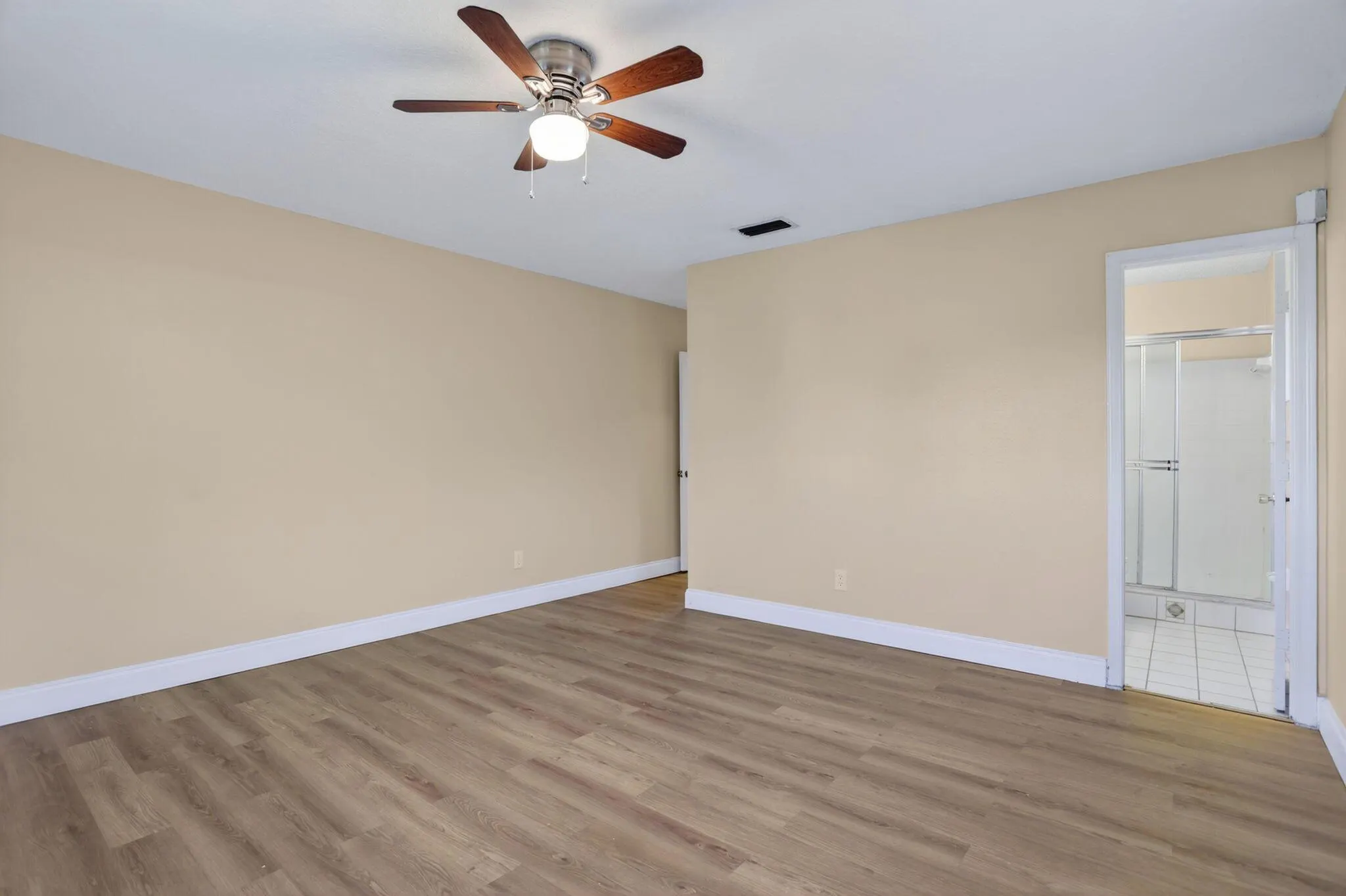 1190 NW 69th Avenue