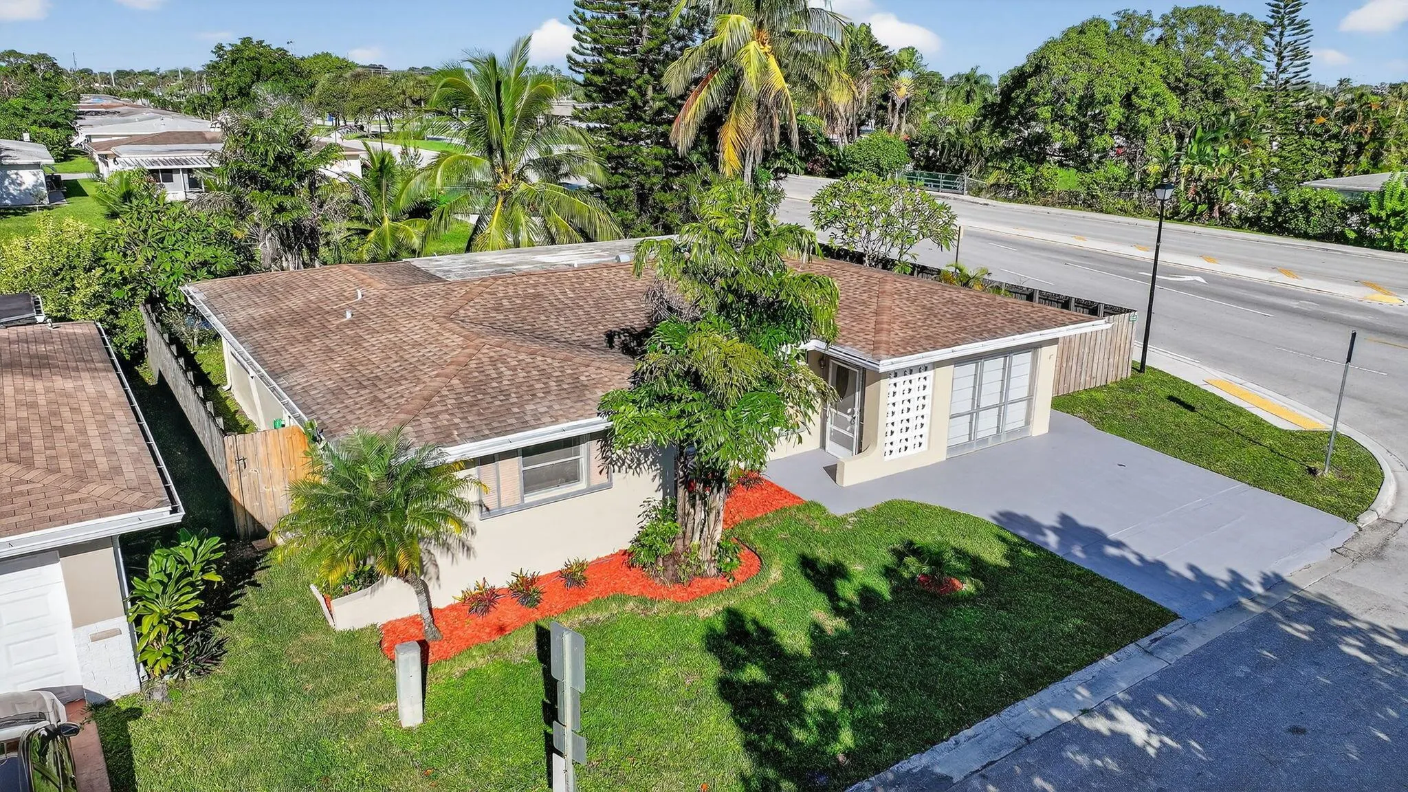 1190 NW 69th Avenue