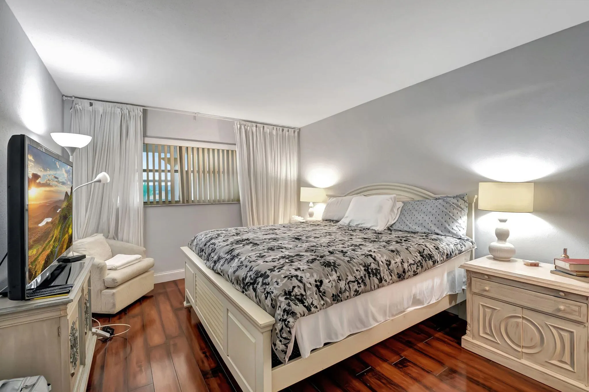 288 Tuscany, #288
