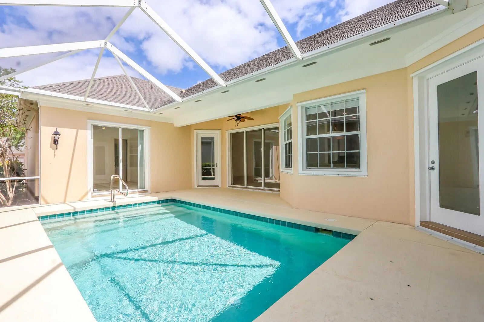 122 Marlberry Circle