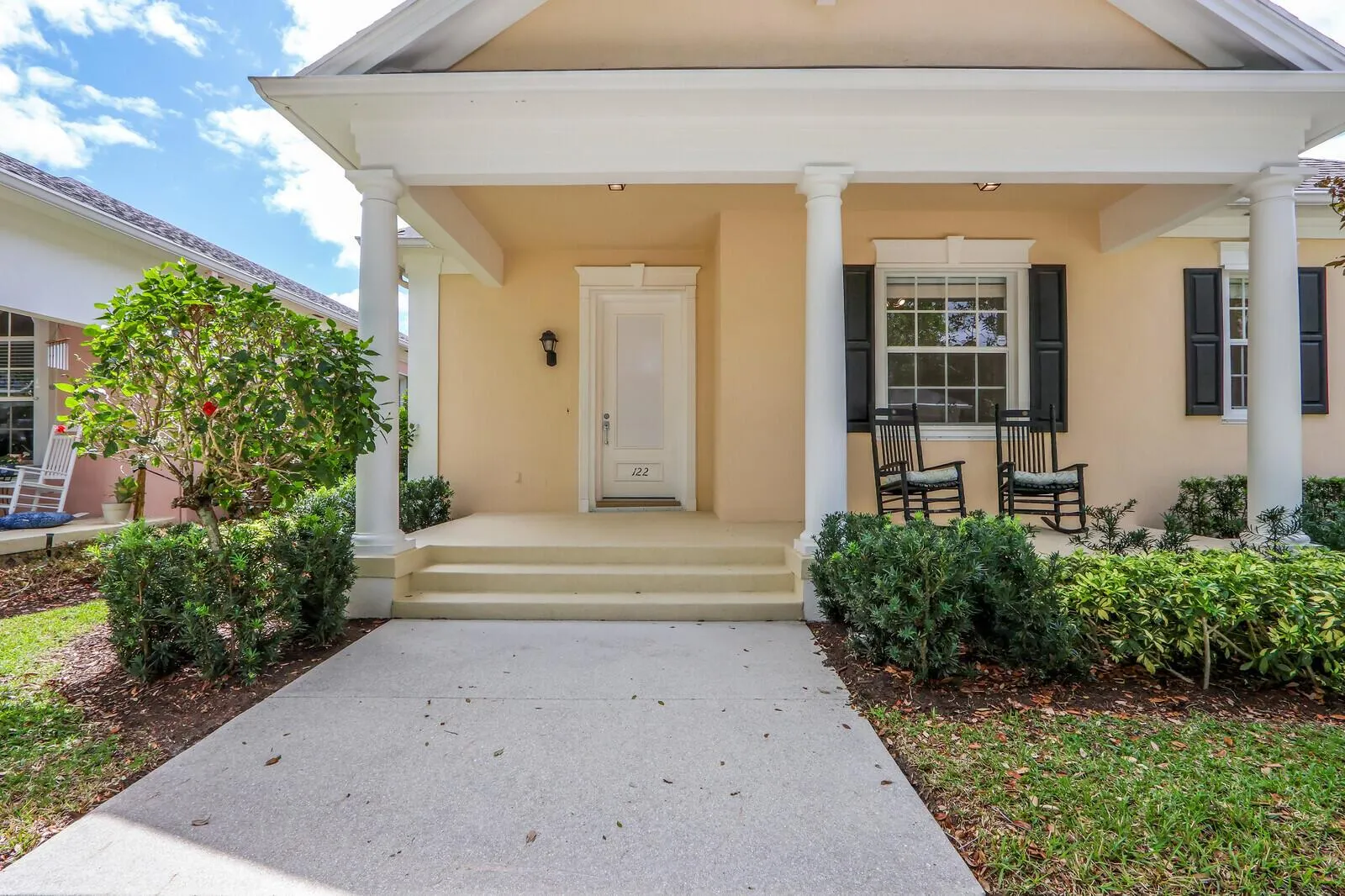 122 Marlberry Circle
