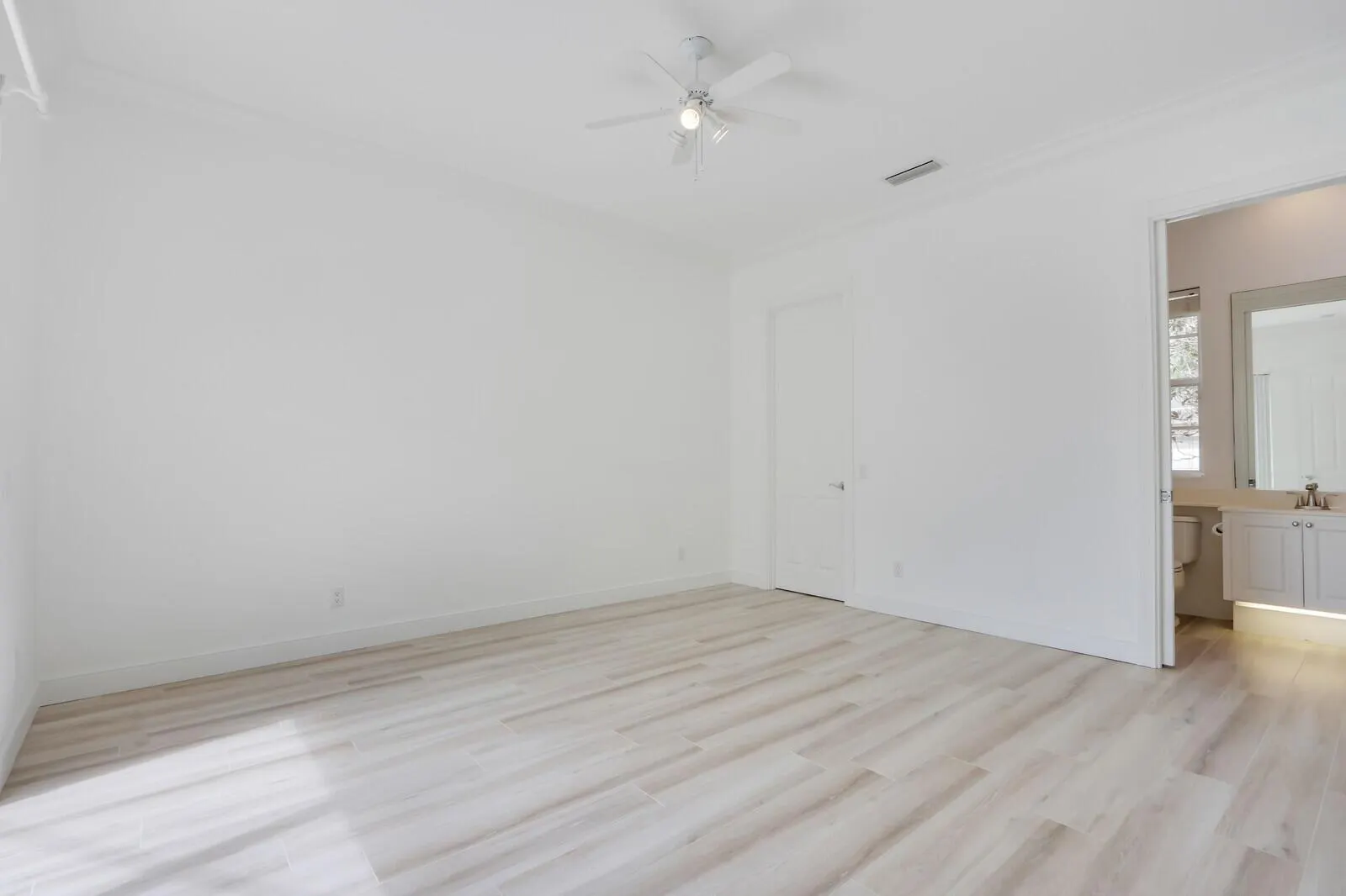 122 Marlberry Circle