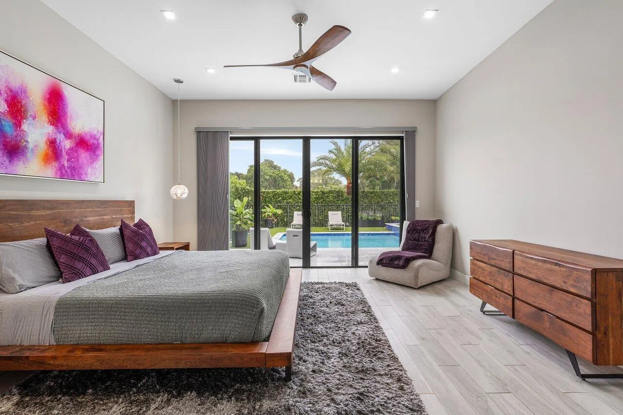 2909 Gin Berry Way