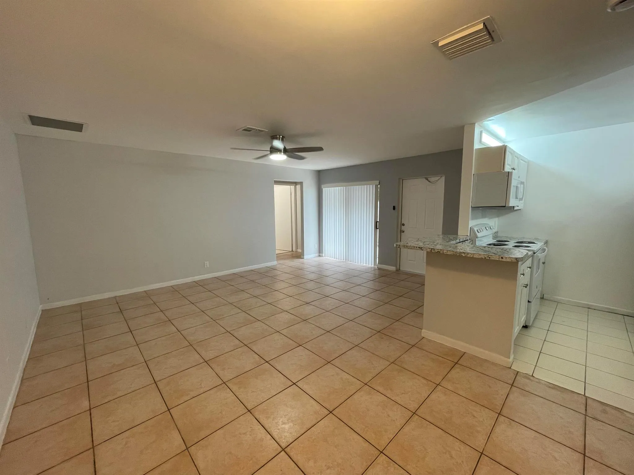 28 Crossings Circle, #B