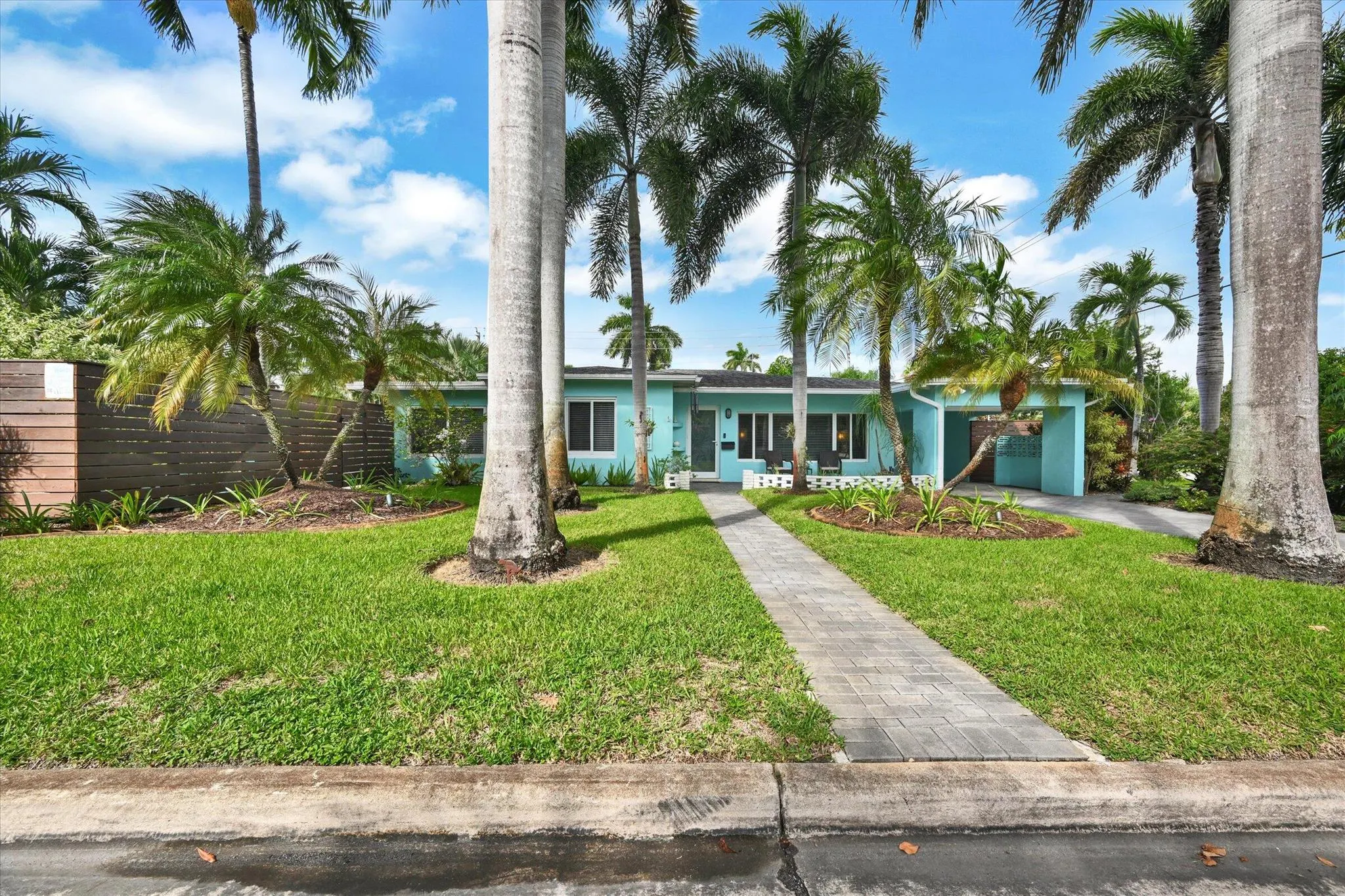1541 NE 16th Terrace