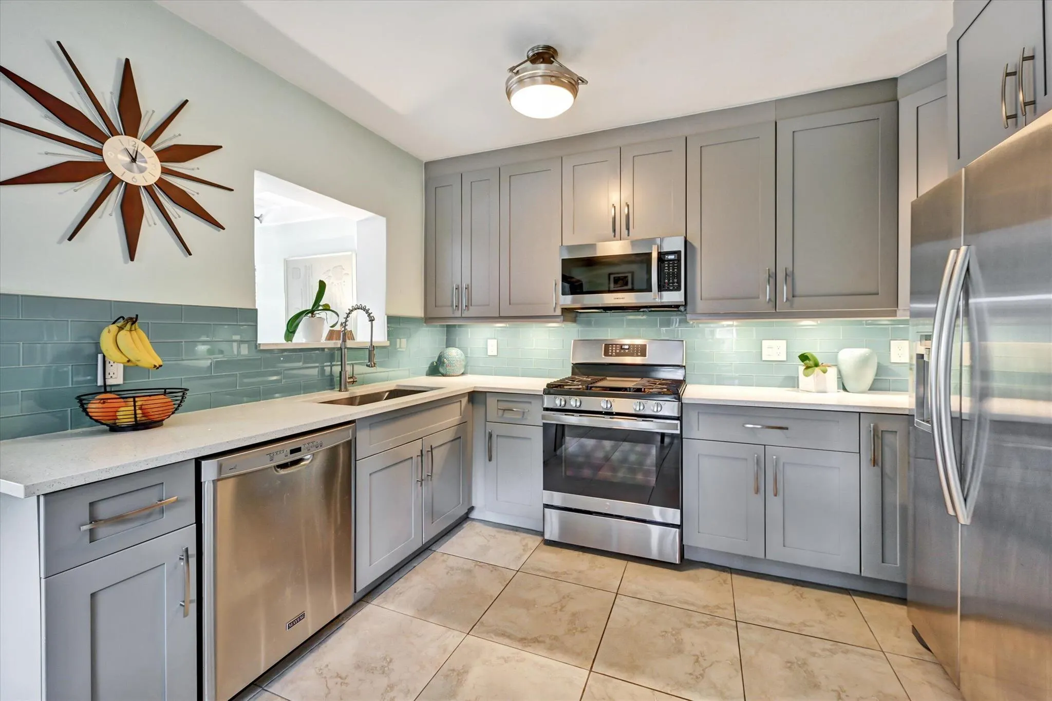 1541 NE 16th Terrace