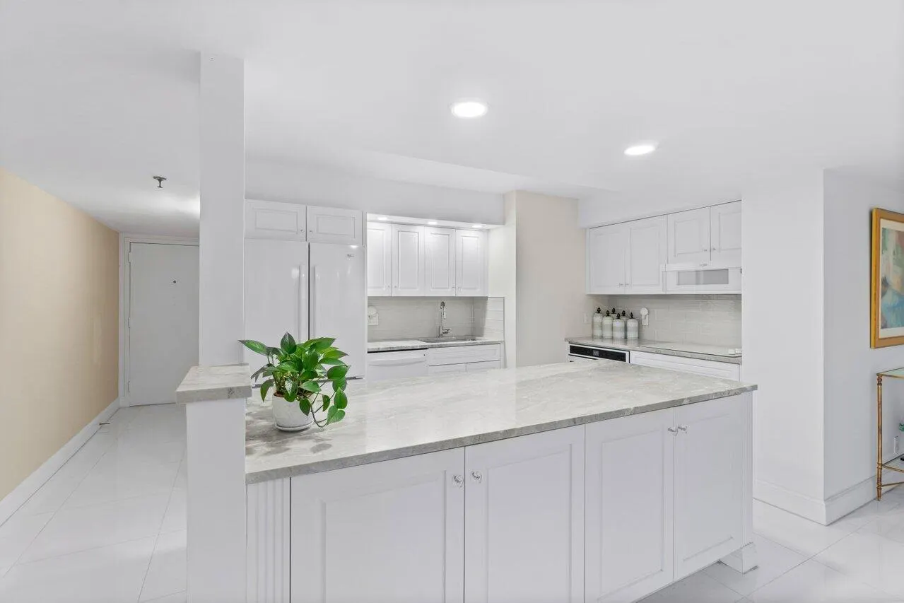 3407 S Ocean Boulevard, #1d