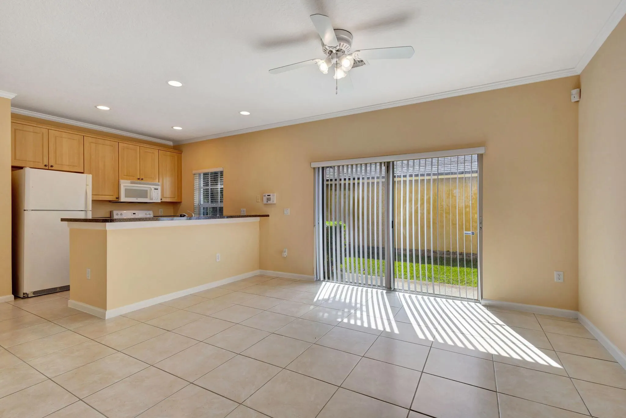 1439 Hawthorne Place