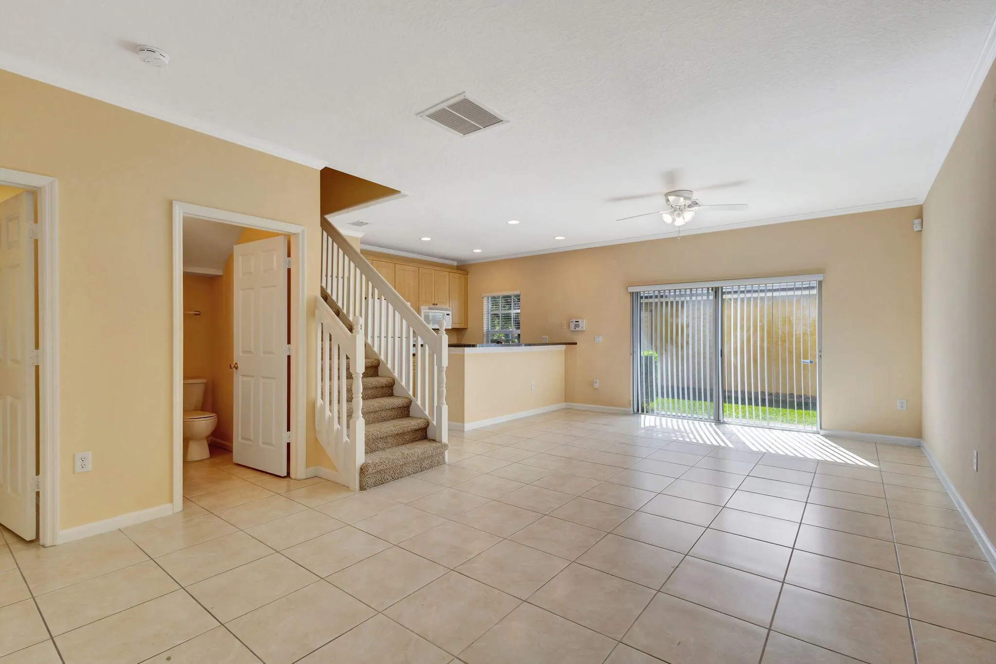 1439 Hawthorne Place