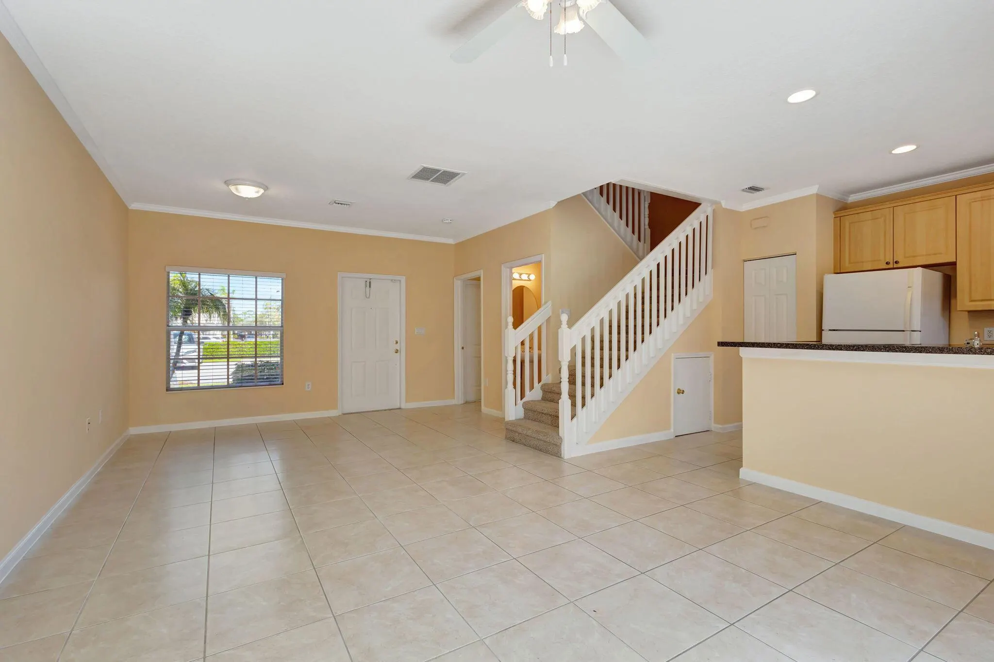 1439 Hawthorne Place