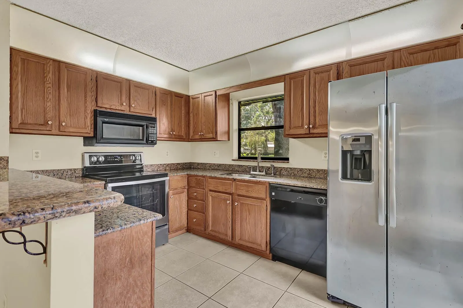 1458 N Lawnwood Circle, #24