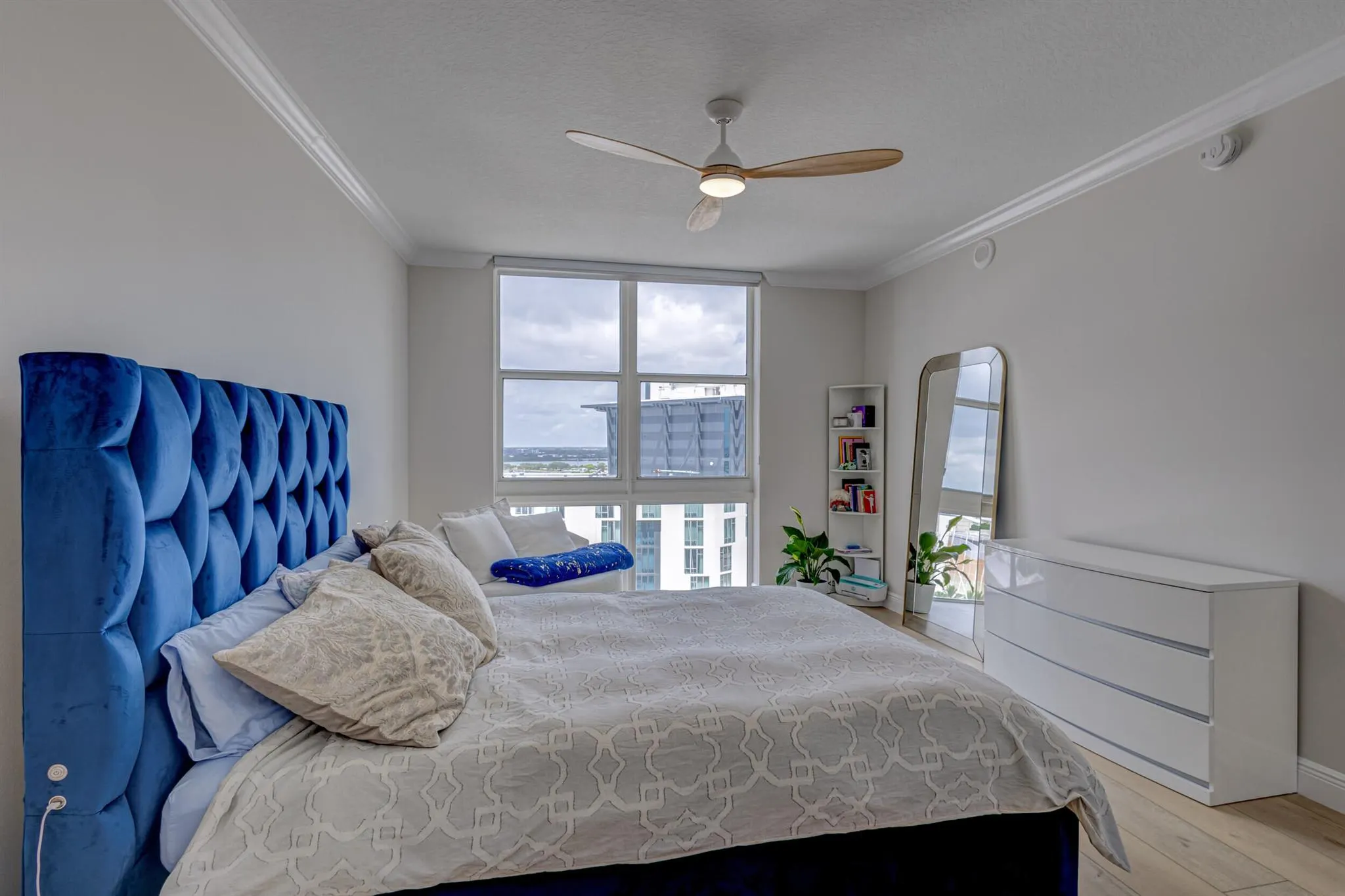 550 Okeechobee Boulevard, #1218