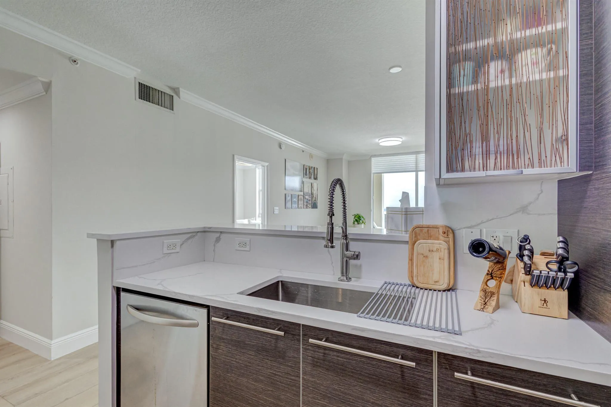 550 Okeechobee Boulevard, #1218