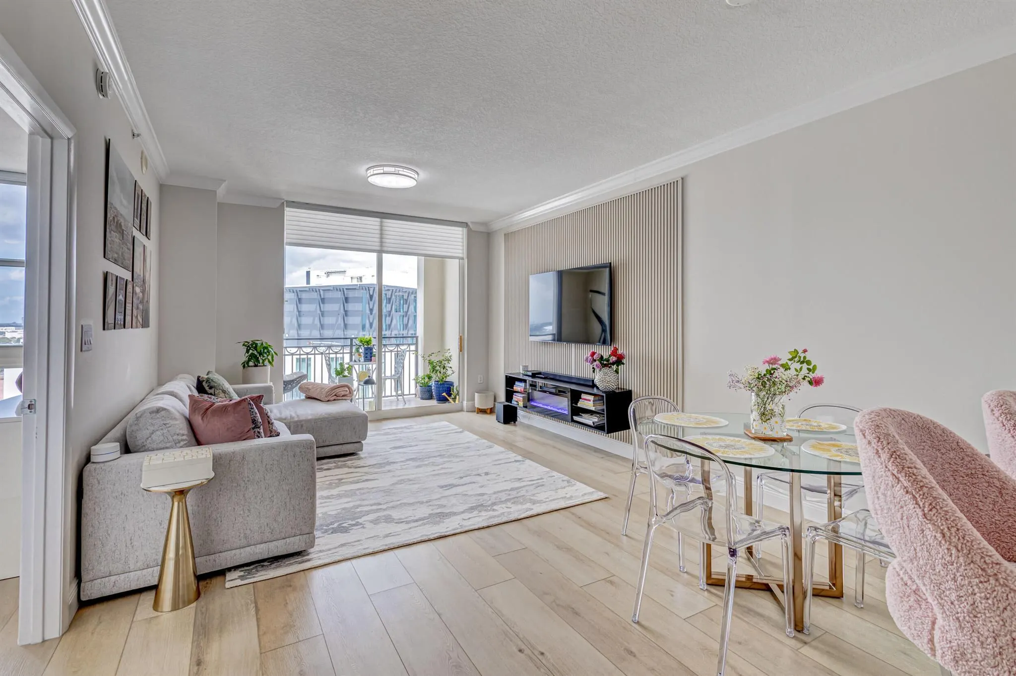 550 Okeechobee Boulevard, #1218