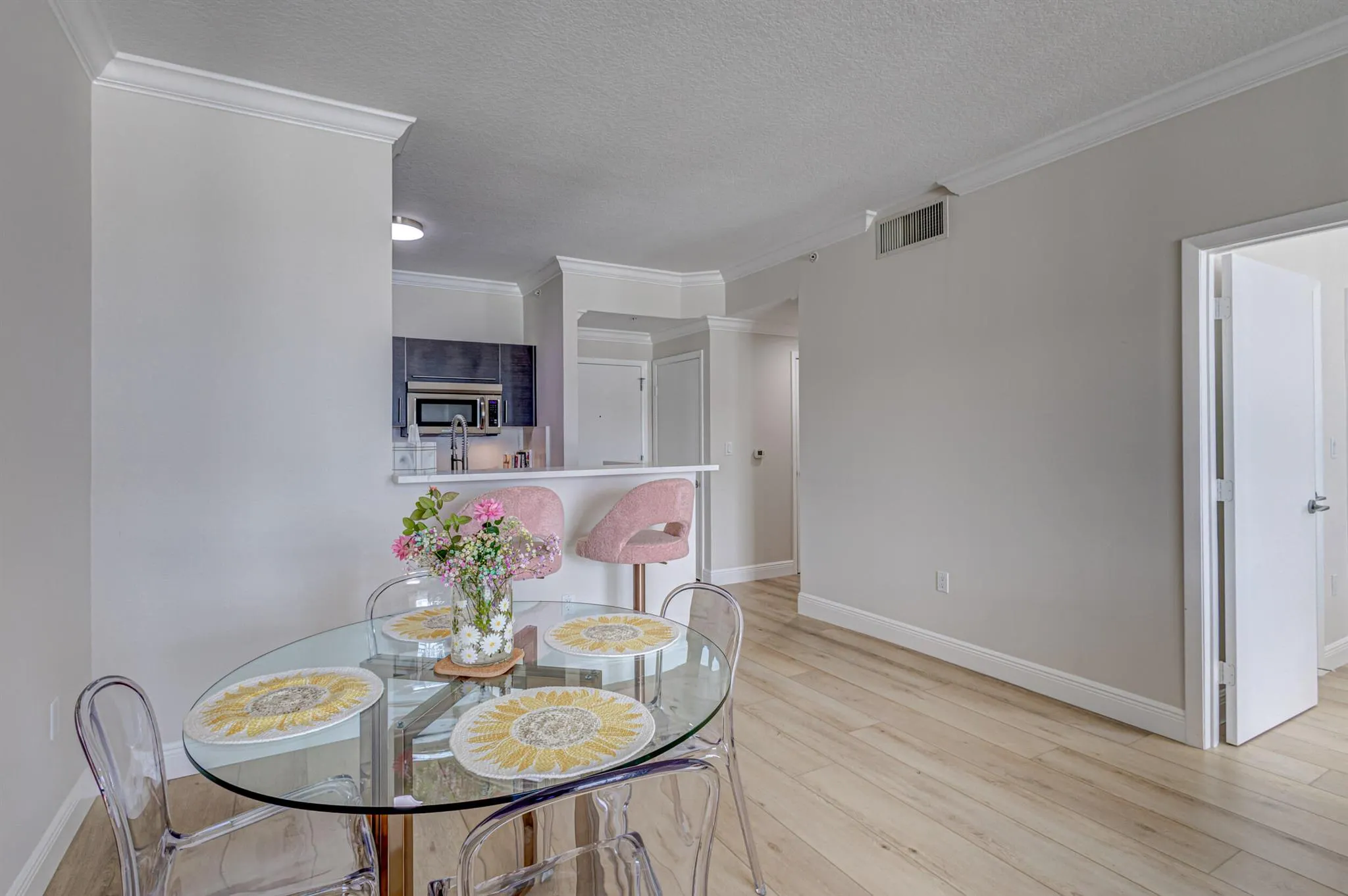 550 Okeechobee Boulevard, #1218